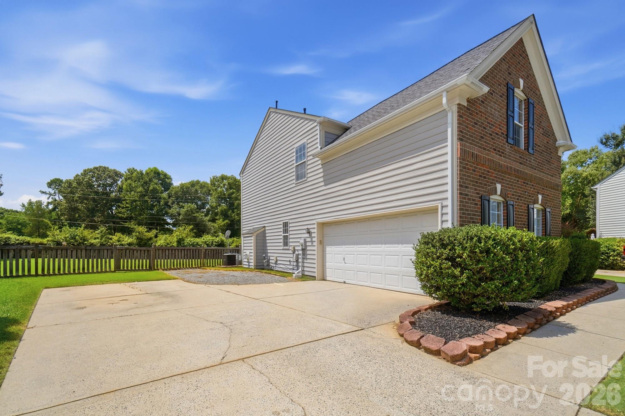7724 Dinniston Dr, Huntersville, NC 28078