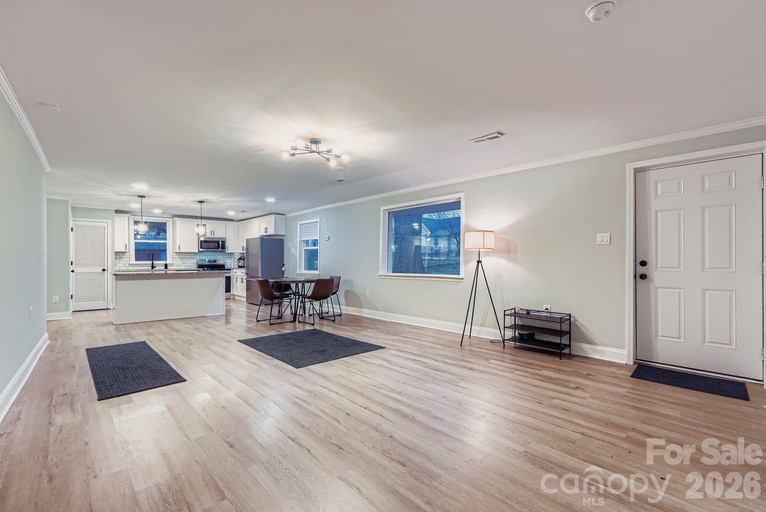 307 S Ransom St, Gastonia, NC 28052