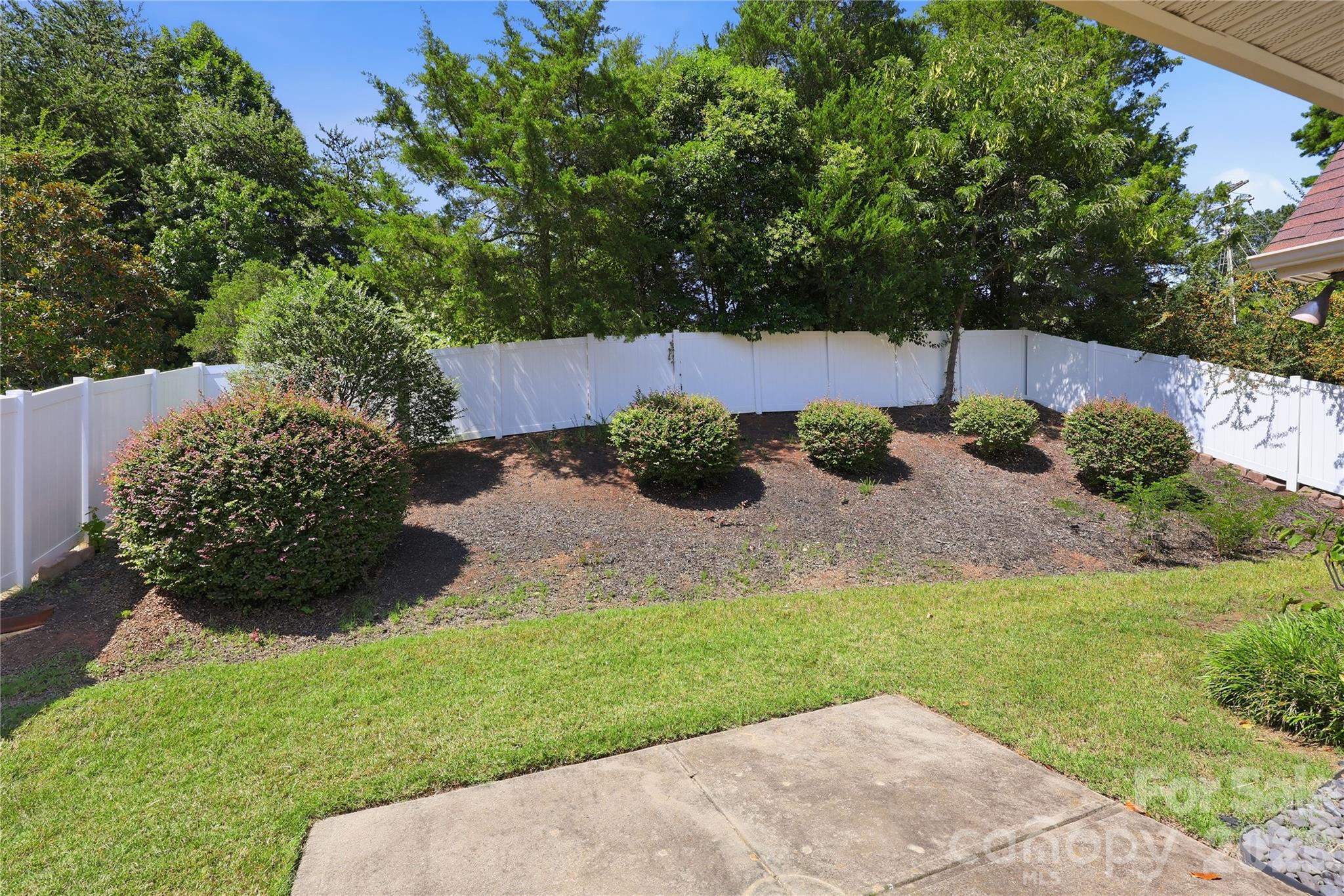 593 Harrison Dr NW, Concord, NC 28027