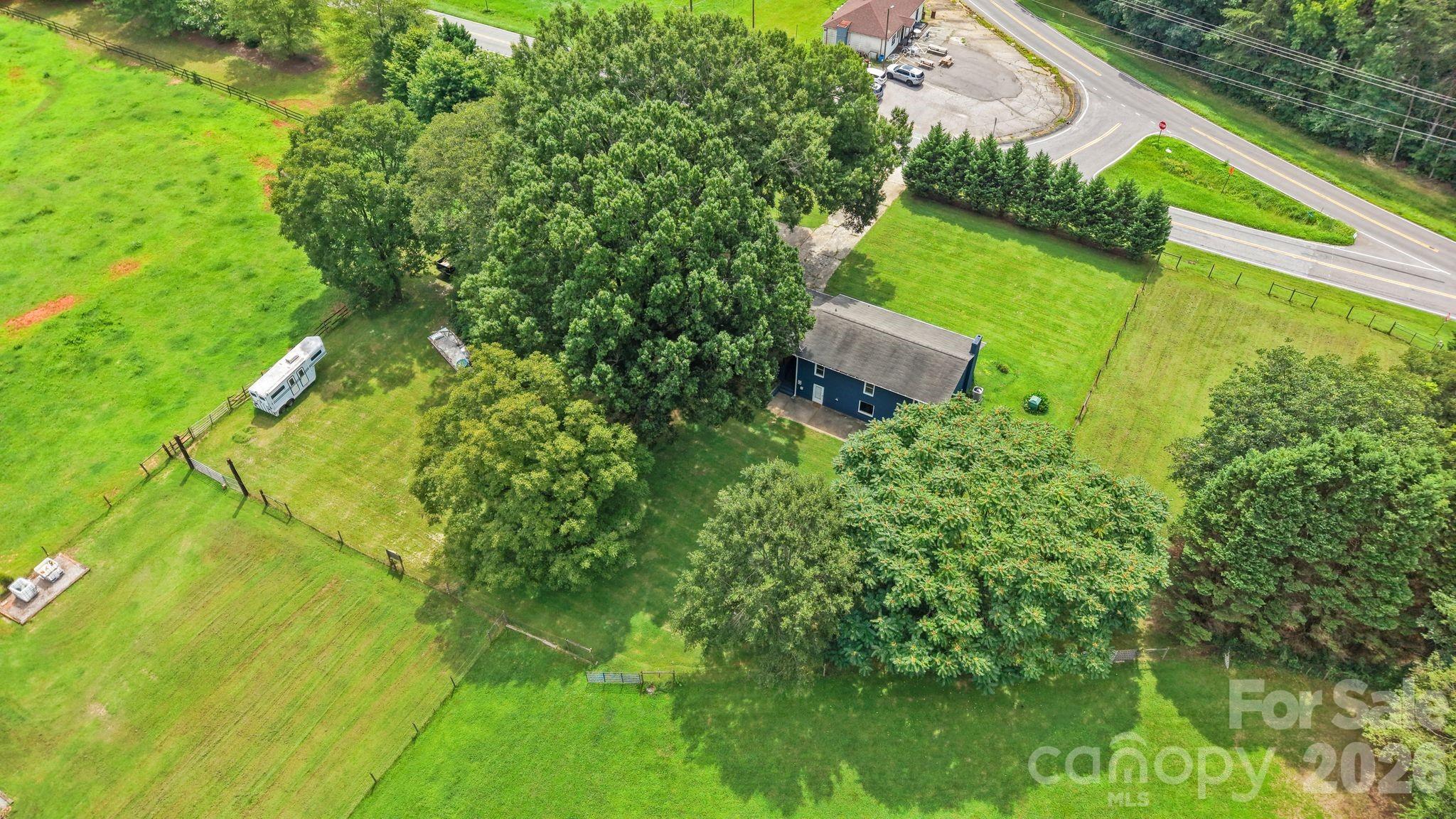 6268 Long Island Rd, Catawba, NC 28609