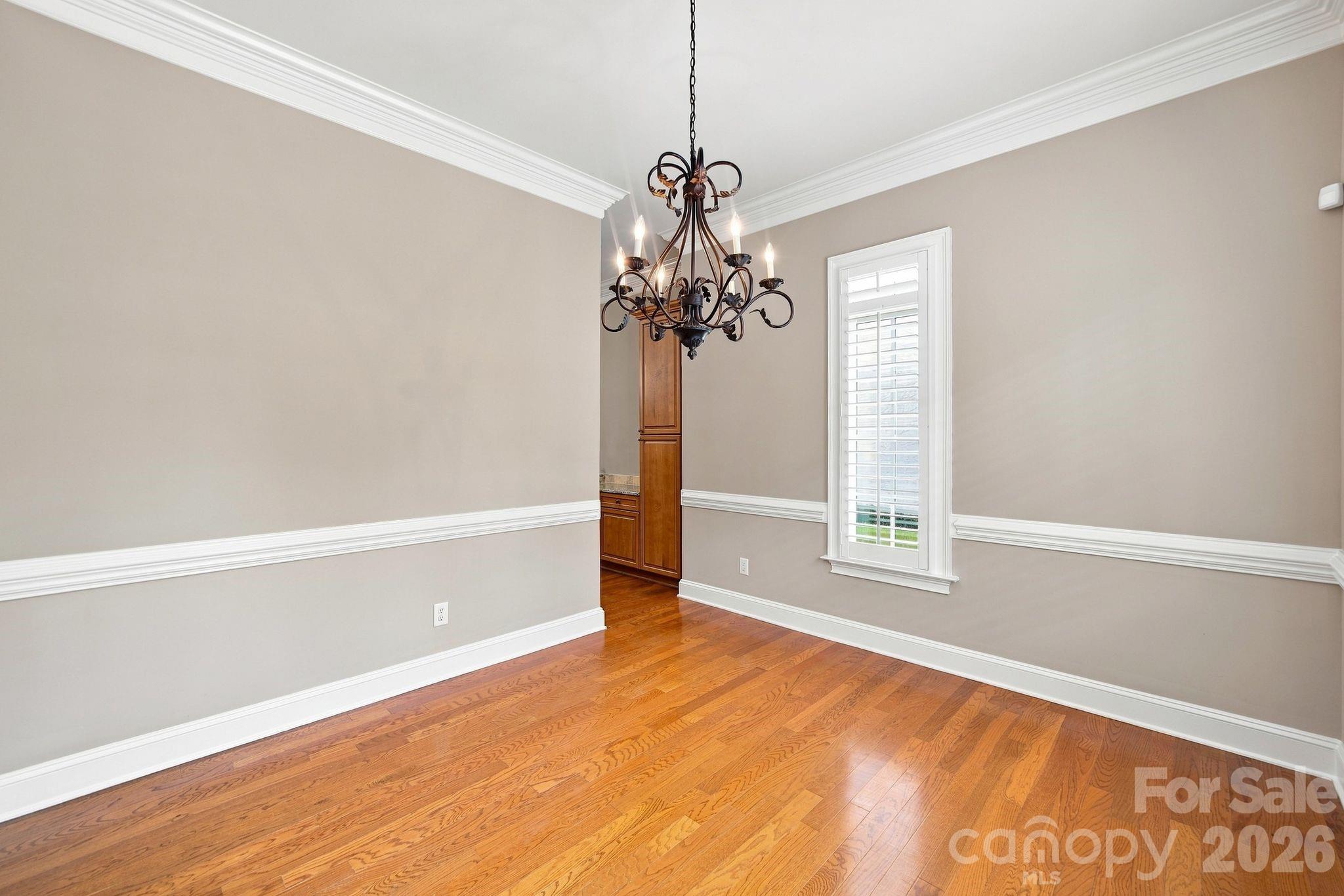 8813 Provence Village Ln, Charlotte, NC 28226