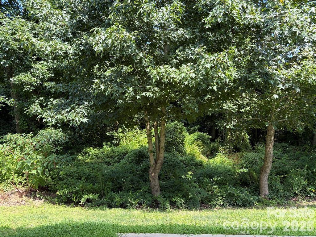 2628 Courtland Dr, Clover, SC 29710
