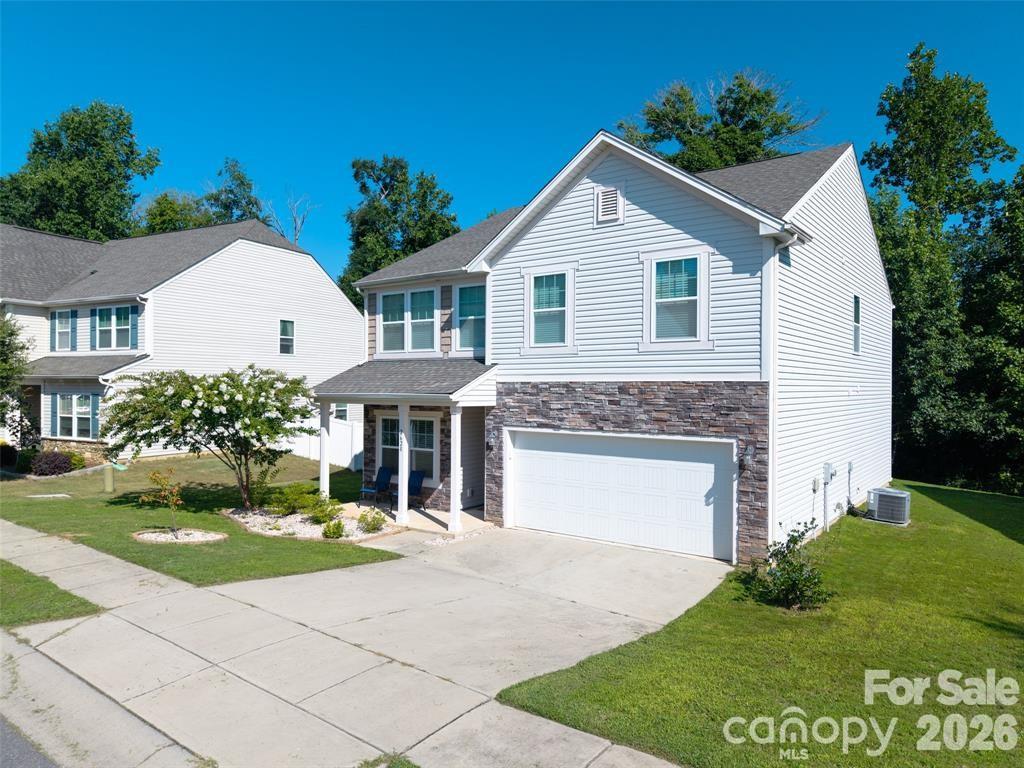 2628 Courtland Dr, Clover, SC 29710