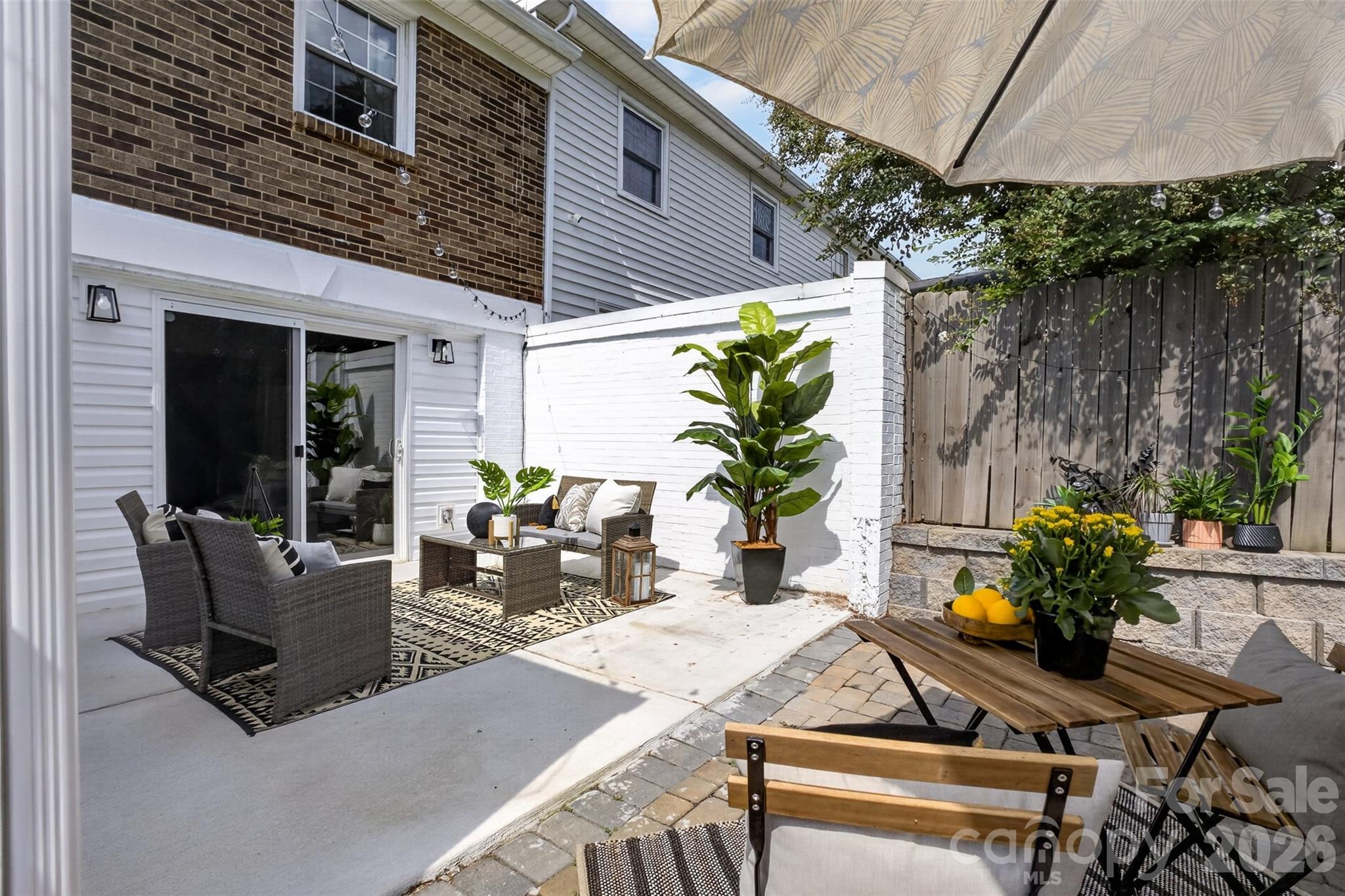 8093 Regent Park Ln, Charlotte, NC 28210