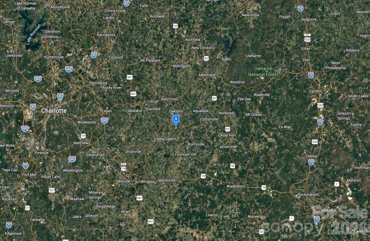 6000 River Run Dr, Marshville, NC 28103