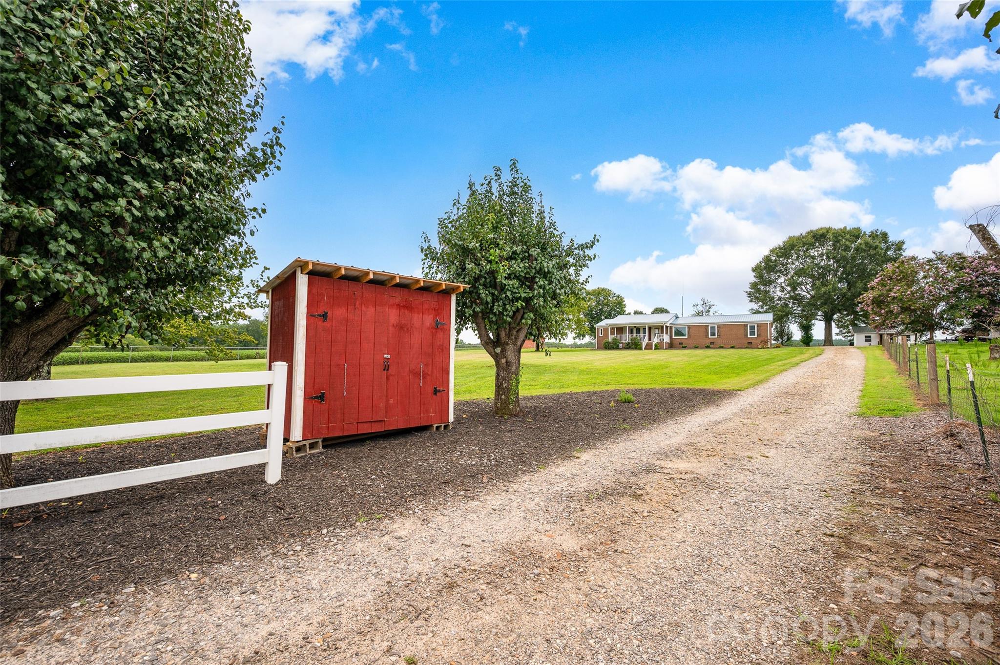 433 Mock Mill Rd, Statesville, NC 28677