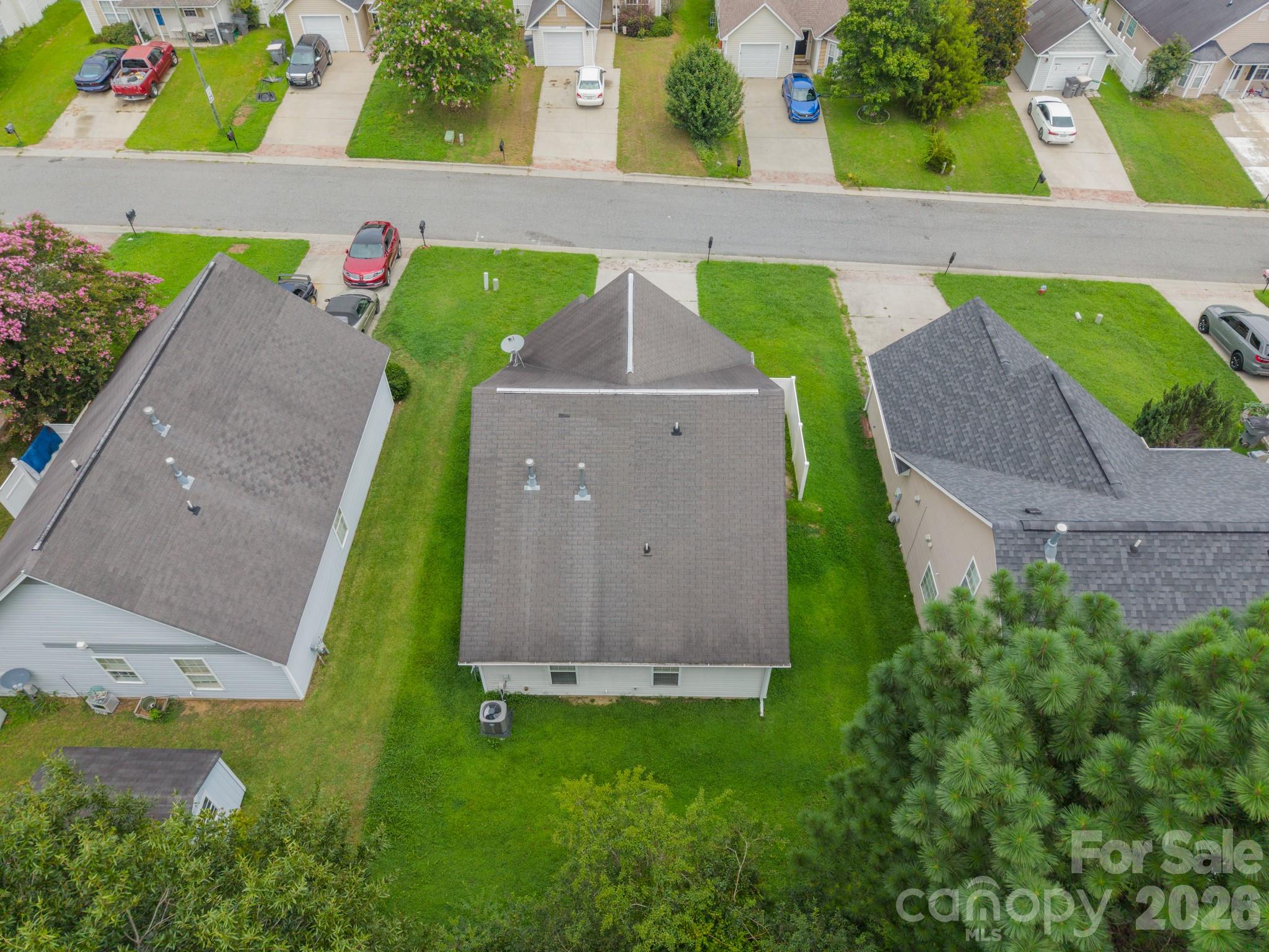 1914 Mission Oaks St, Kannapolis, NC 28083