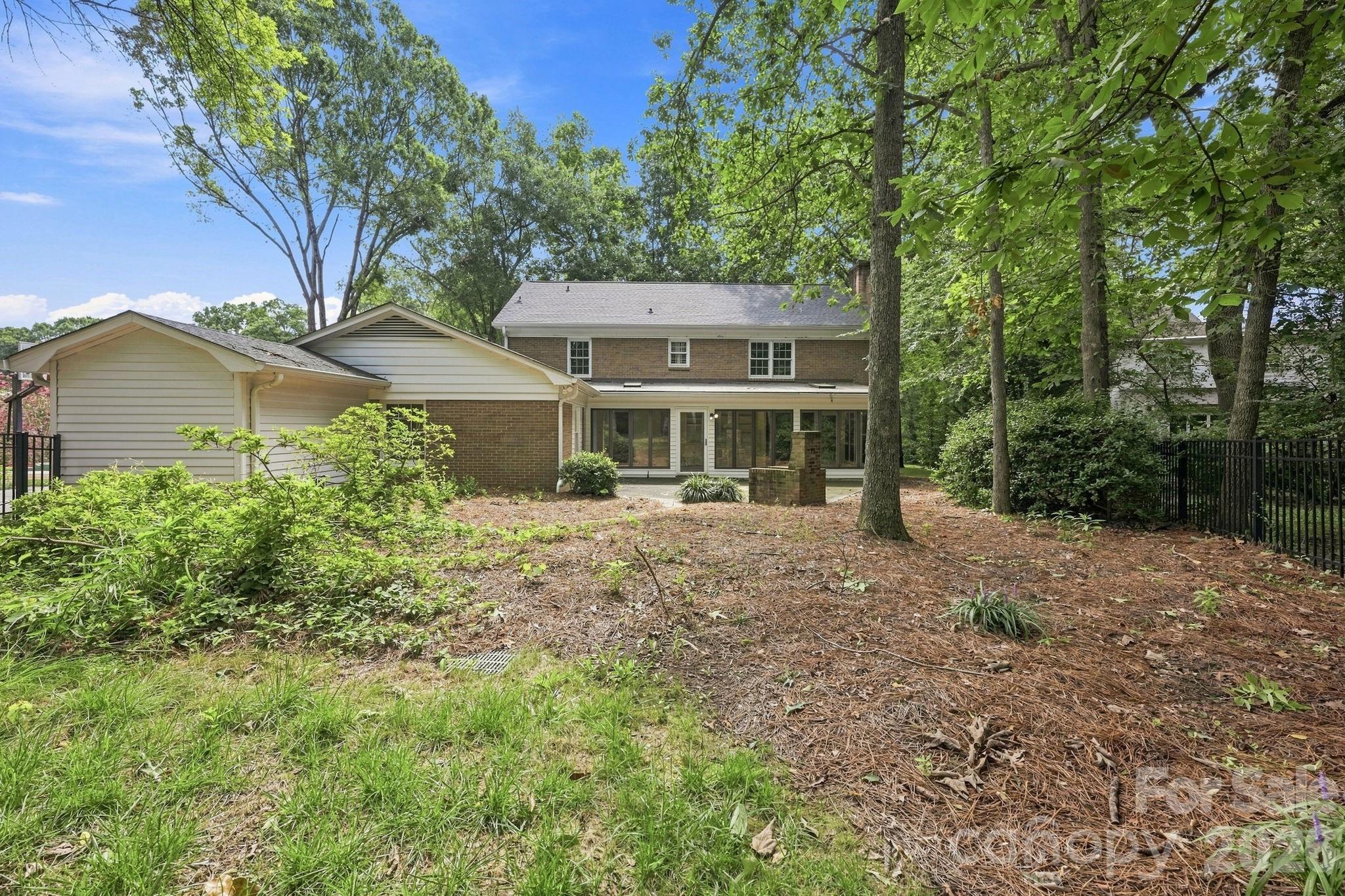 3528 Broadfield Rd, Charlotte, NC 28226