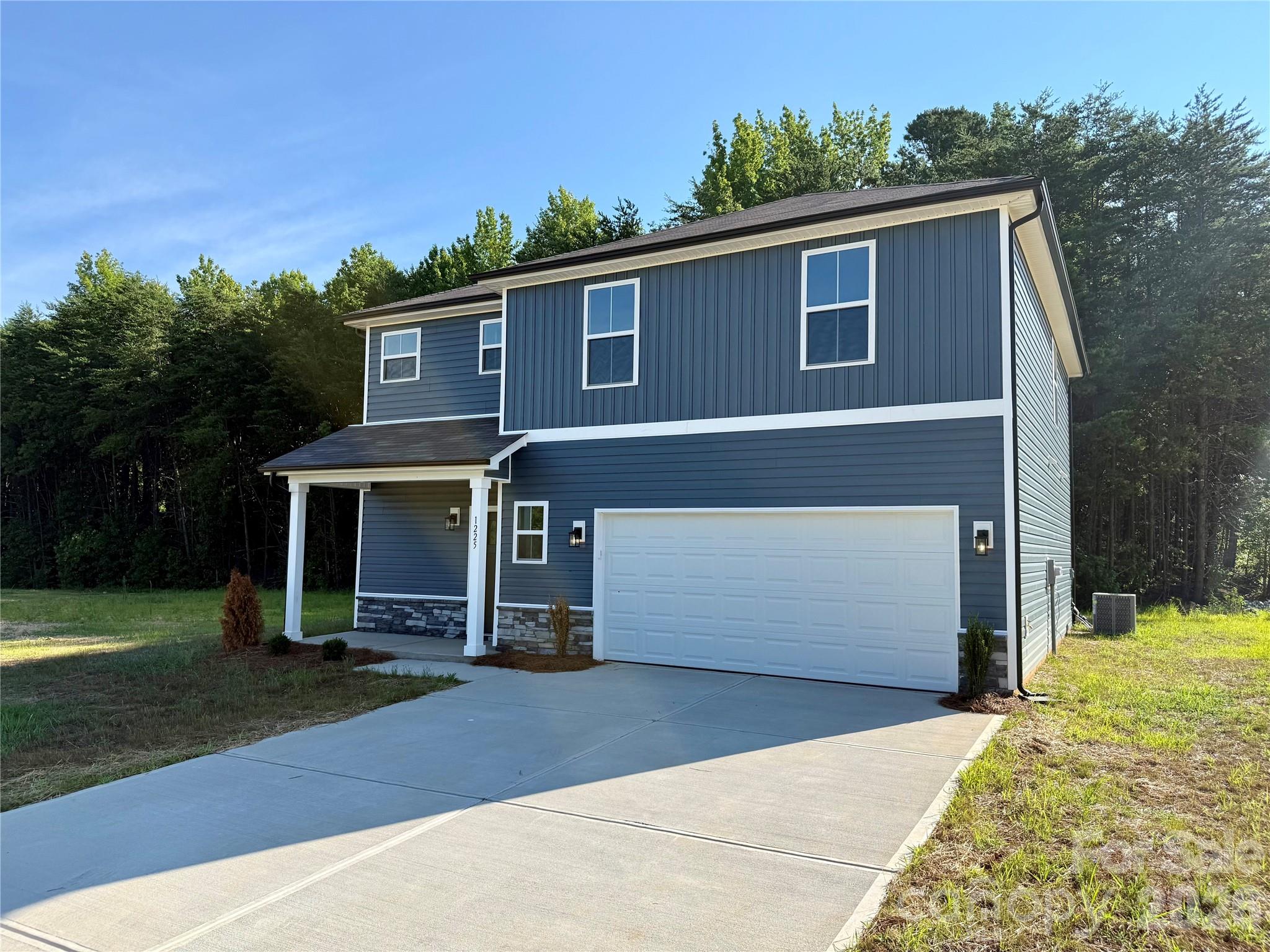 1570 Solitude Ct, Kannapolis, NC 28081