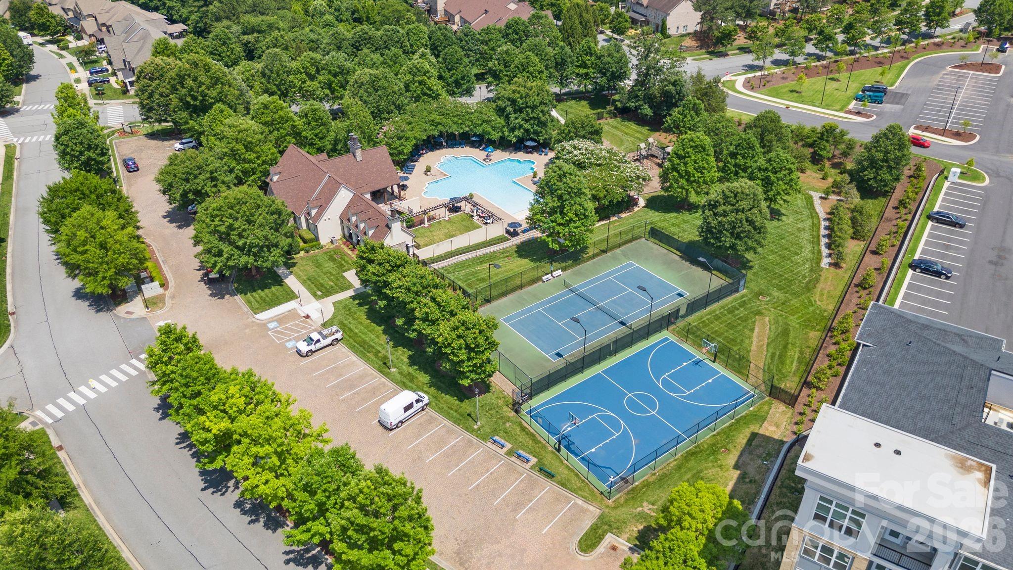 2262 NW Donnington Ln NW, Concord, NC 28027