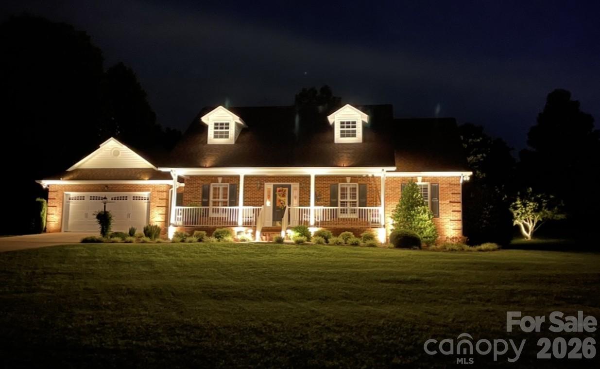 2928 Palmer Dr NE, Conover, NC 28613