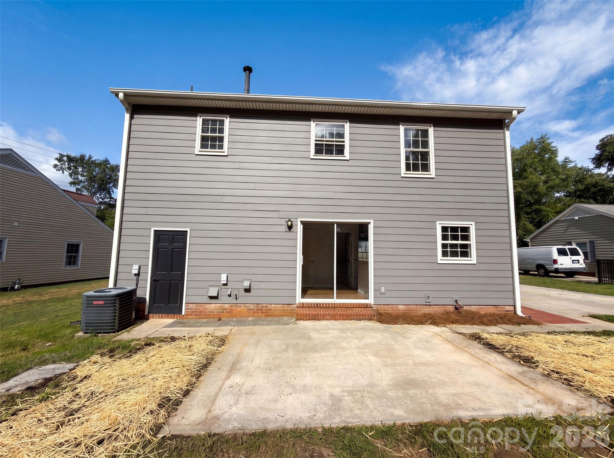 8909 Danson Dr, Charlotte, NC 28277