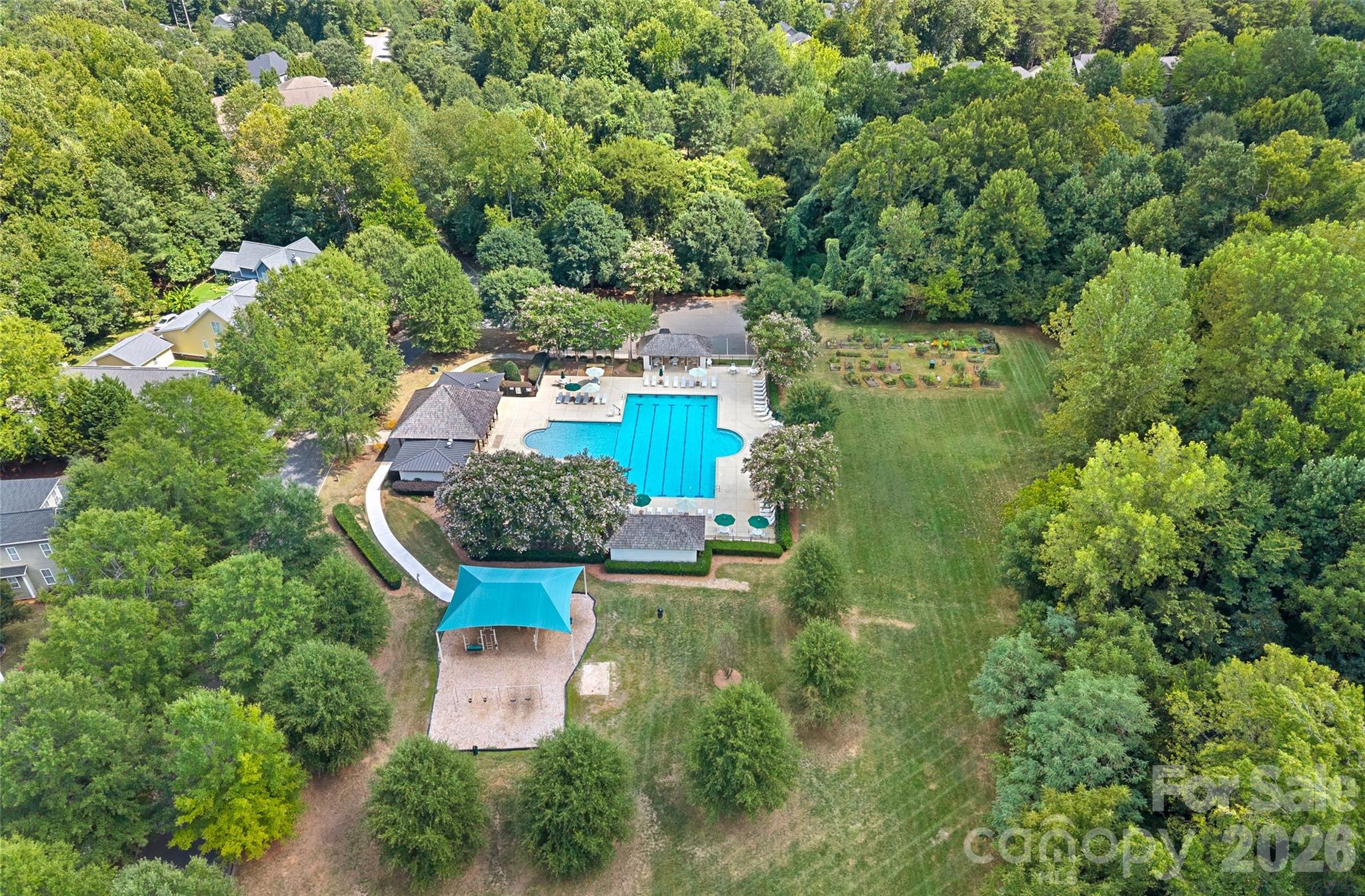 14015 Garden District Row, Huntersville, NC 28078
