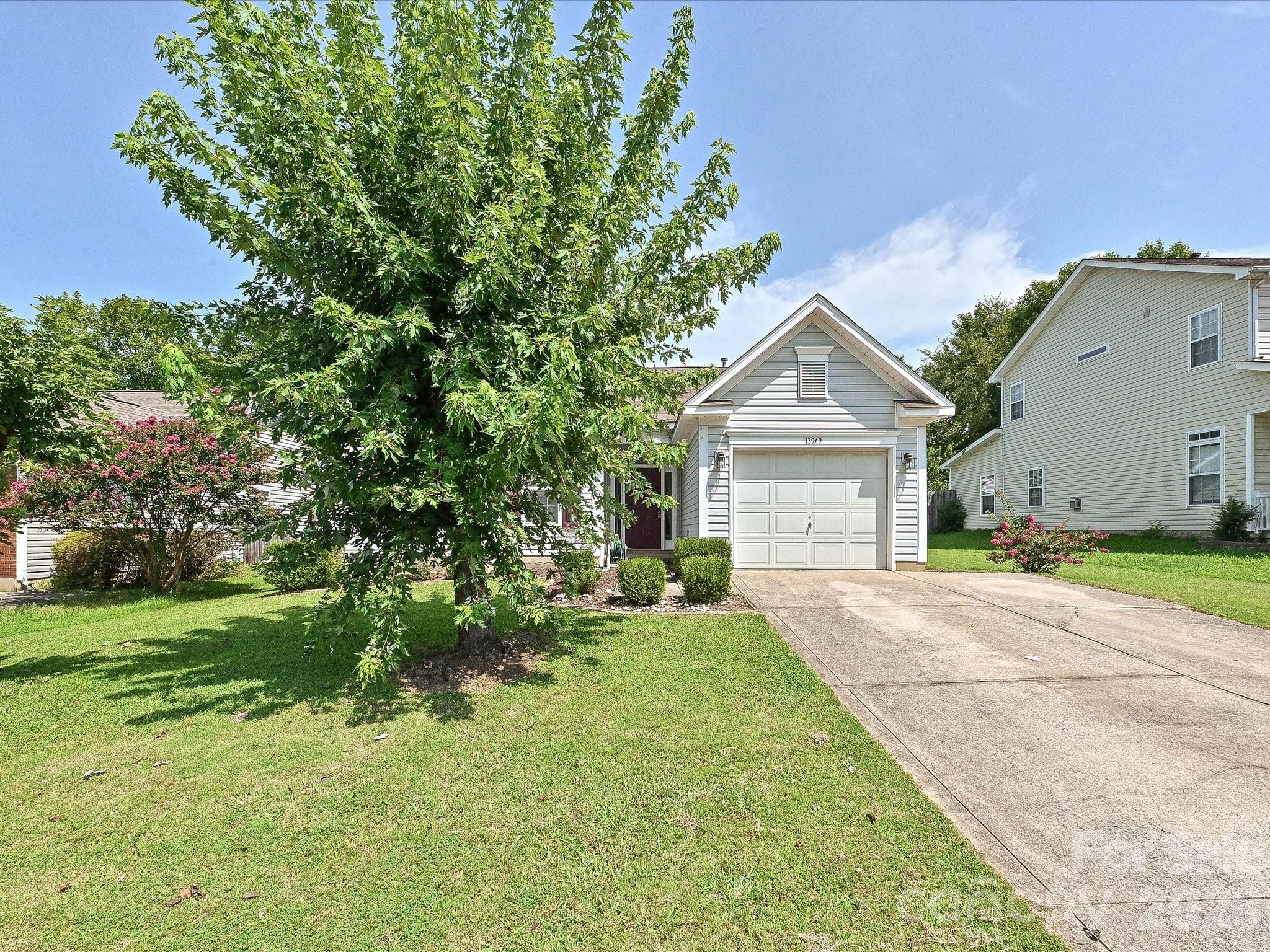 13939 Dingess Rd, Charlotte, NC 28273