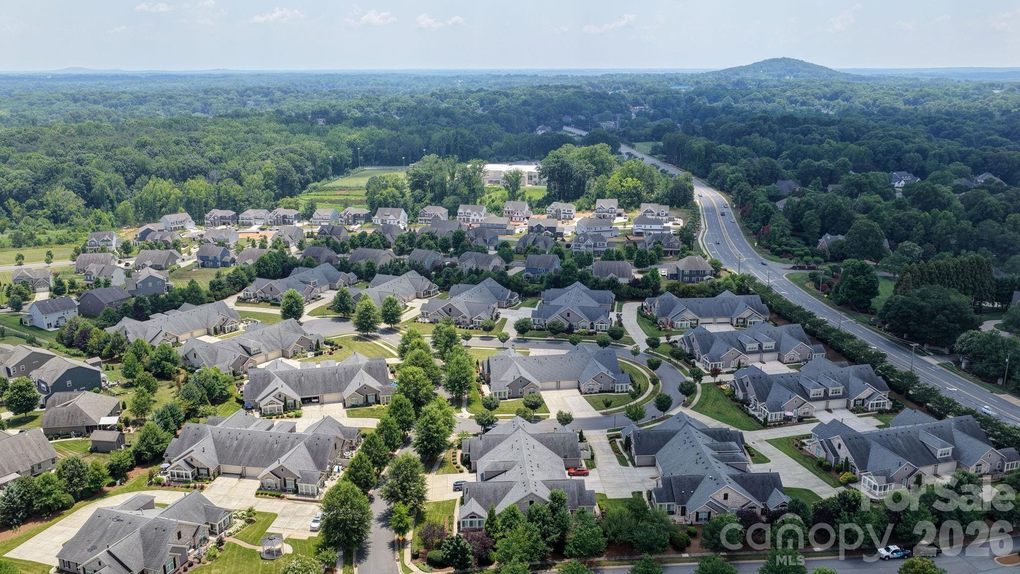2307 Villa Oaks Ct, Gastonia, NC 28054