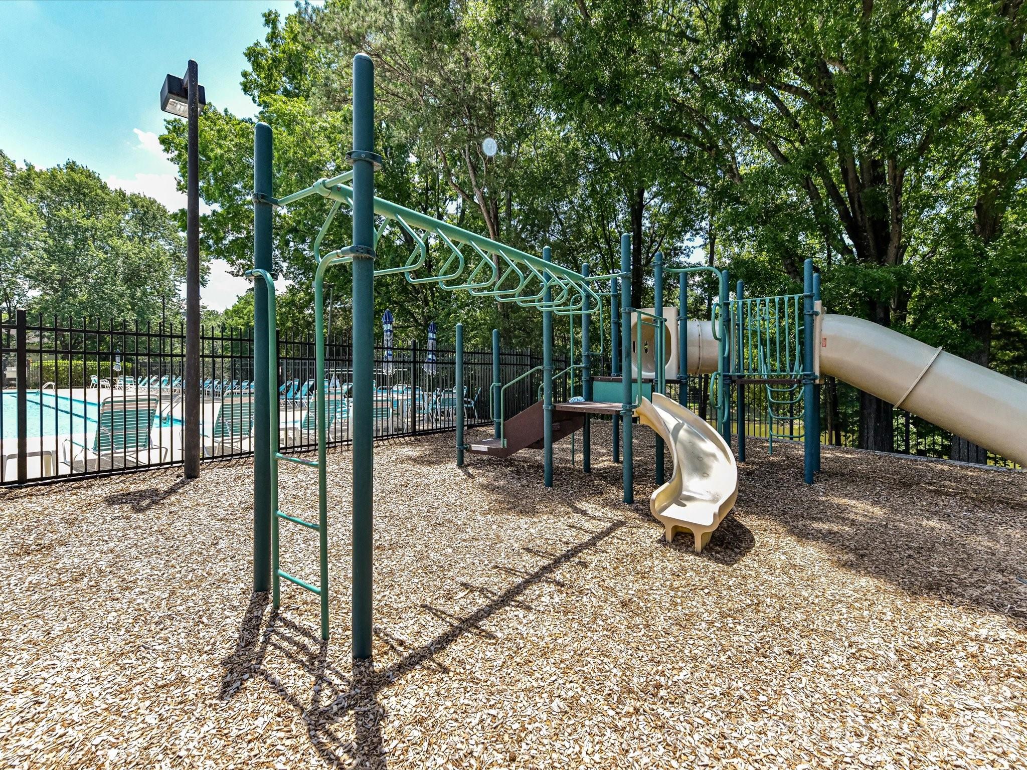 9400 Harlow Creek Rd, Huntersville, NC 28078