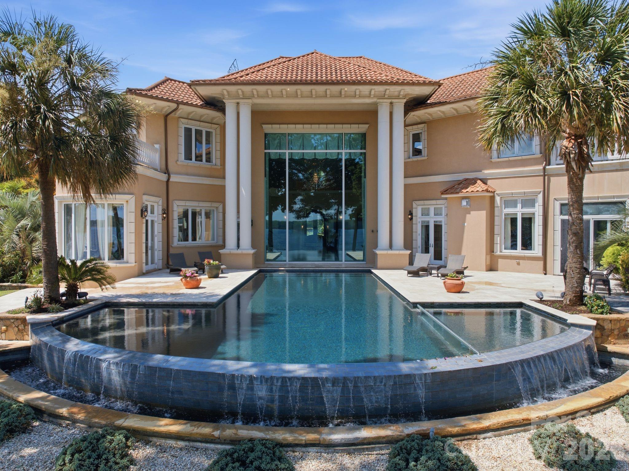 178 Mariner Pointe Ln, Mooresville, NC 28117