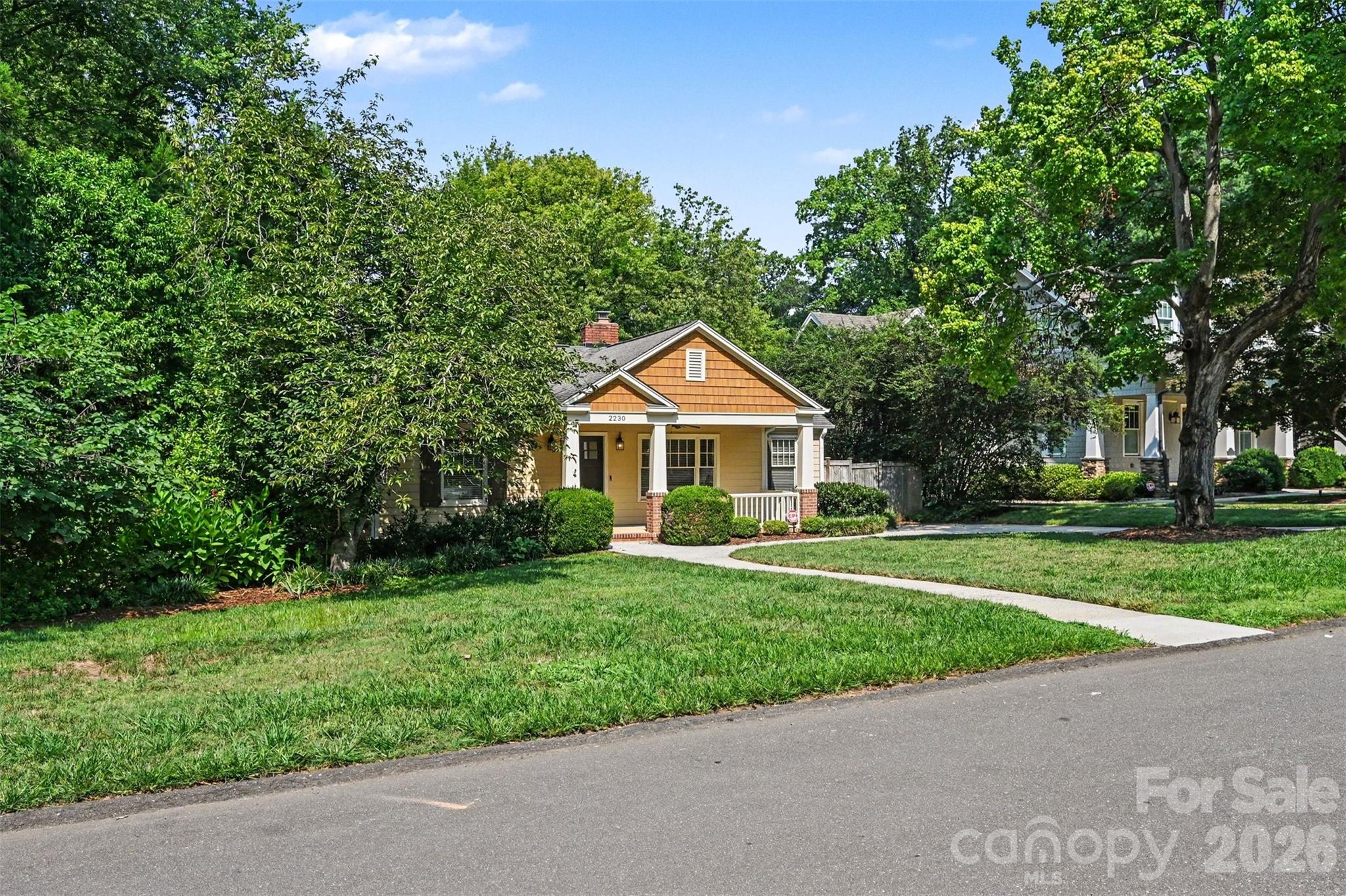 2230 Lockhart Dr, Charlotte, NC 28203
