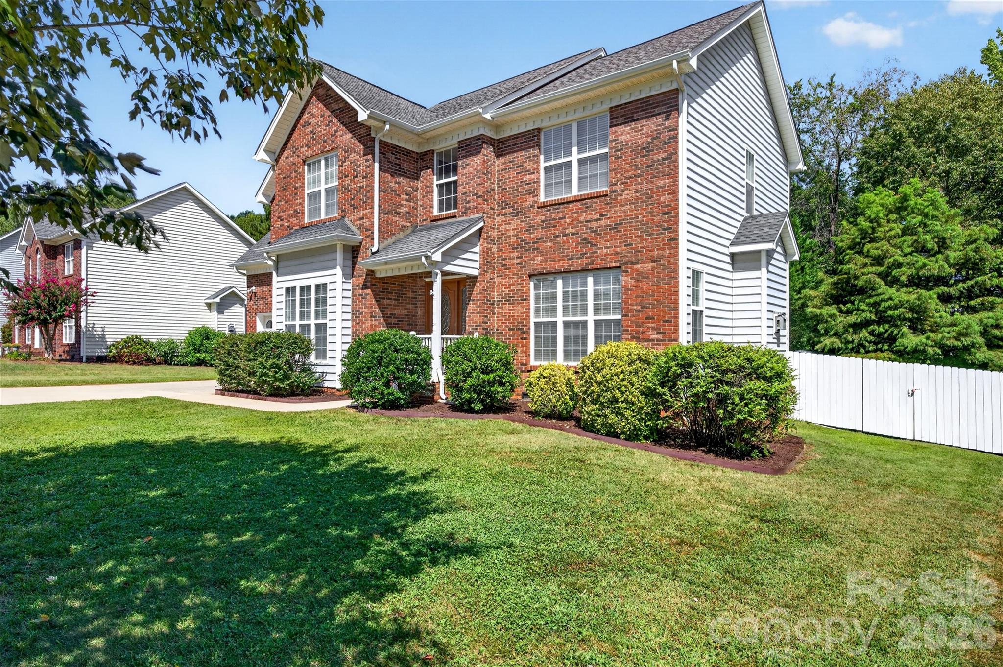 4700 Lenden Hall Ct, Gastonia, NC 28056