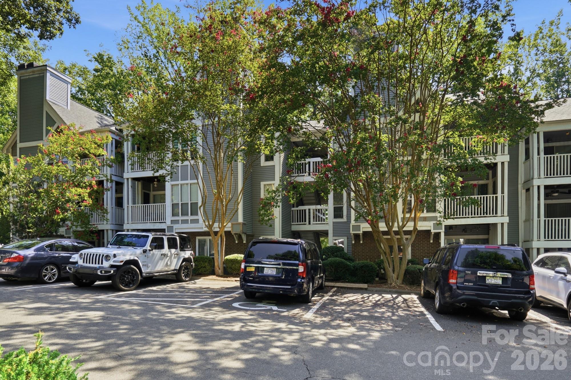 2510 Cranbrook Ln #6, Charlotte, NC 28207