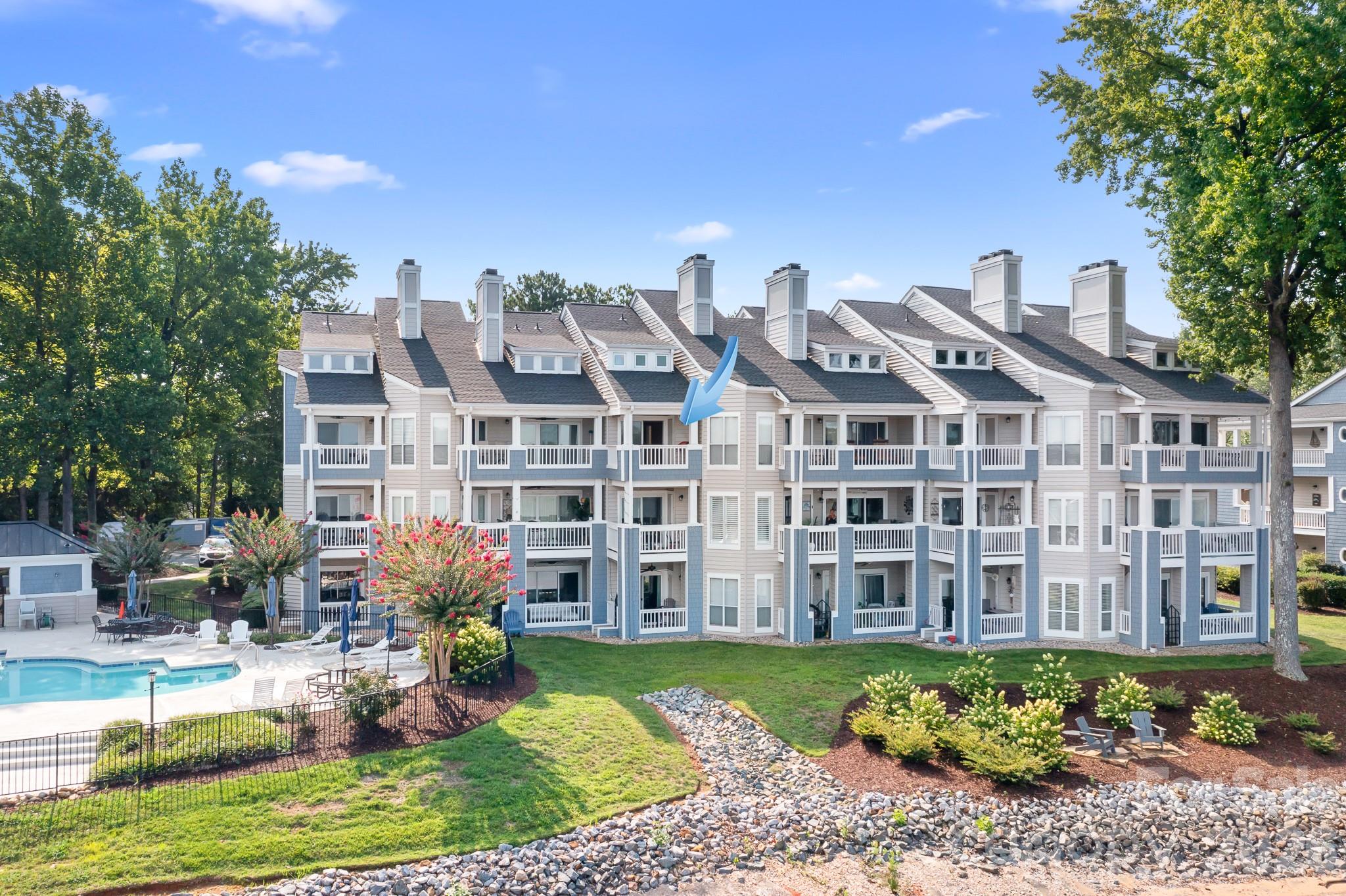 930 Southwest Dr, Davidson, NC 28036