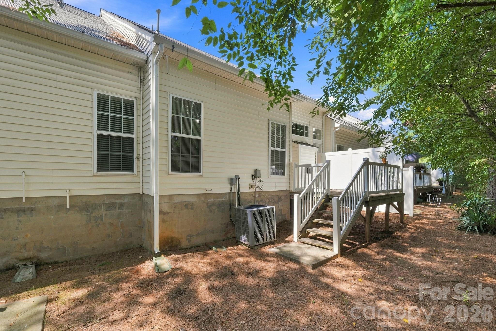 121 Kase Ct, Mooresville, NC 28117