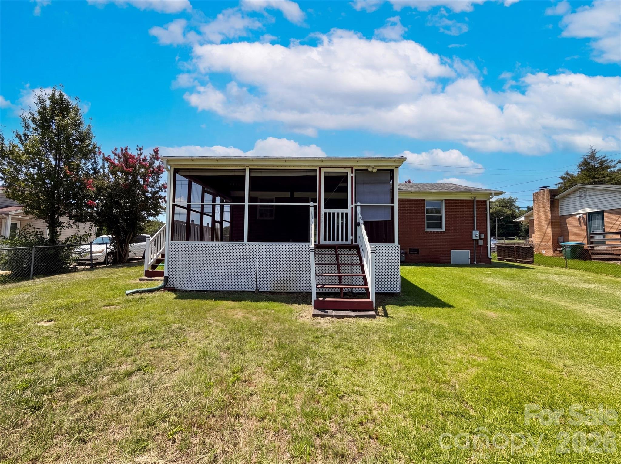 310 W Indiana Ave, Bessemer City, NC 28016