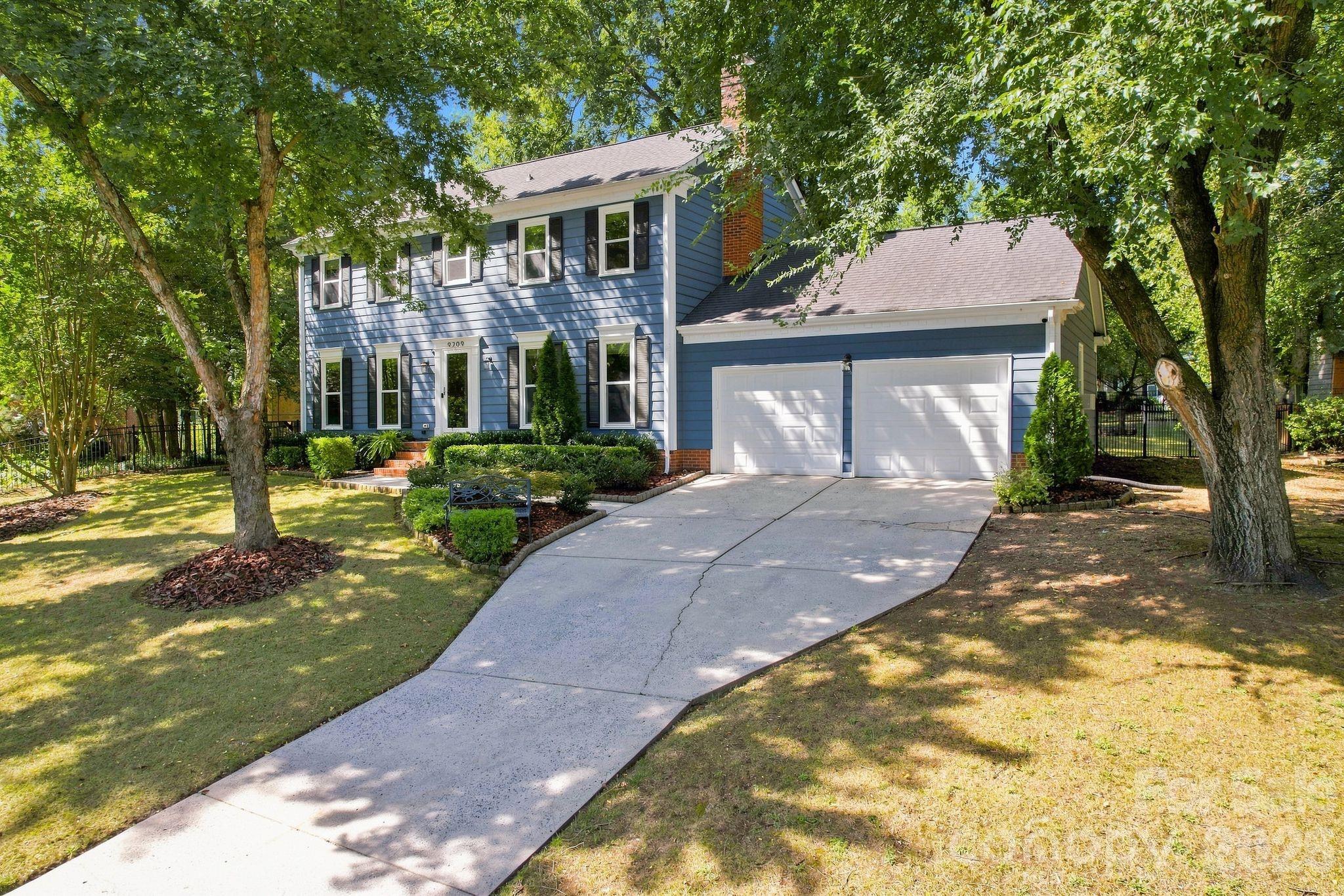 9209 Deer Spring Ln, Charlotte, NC 28210