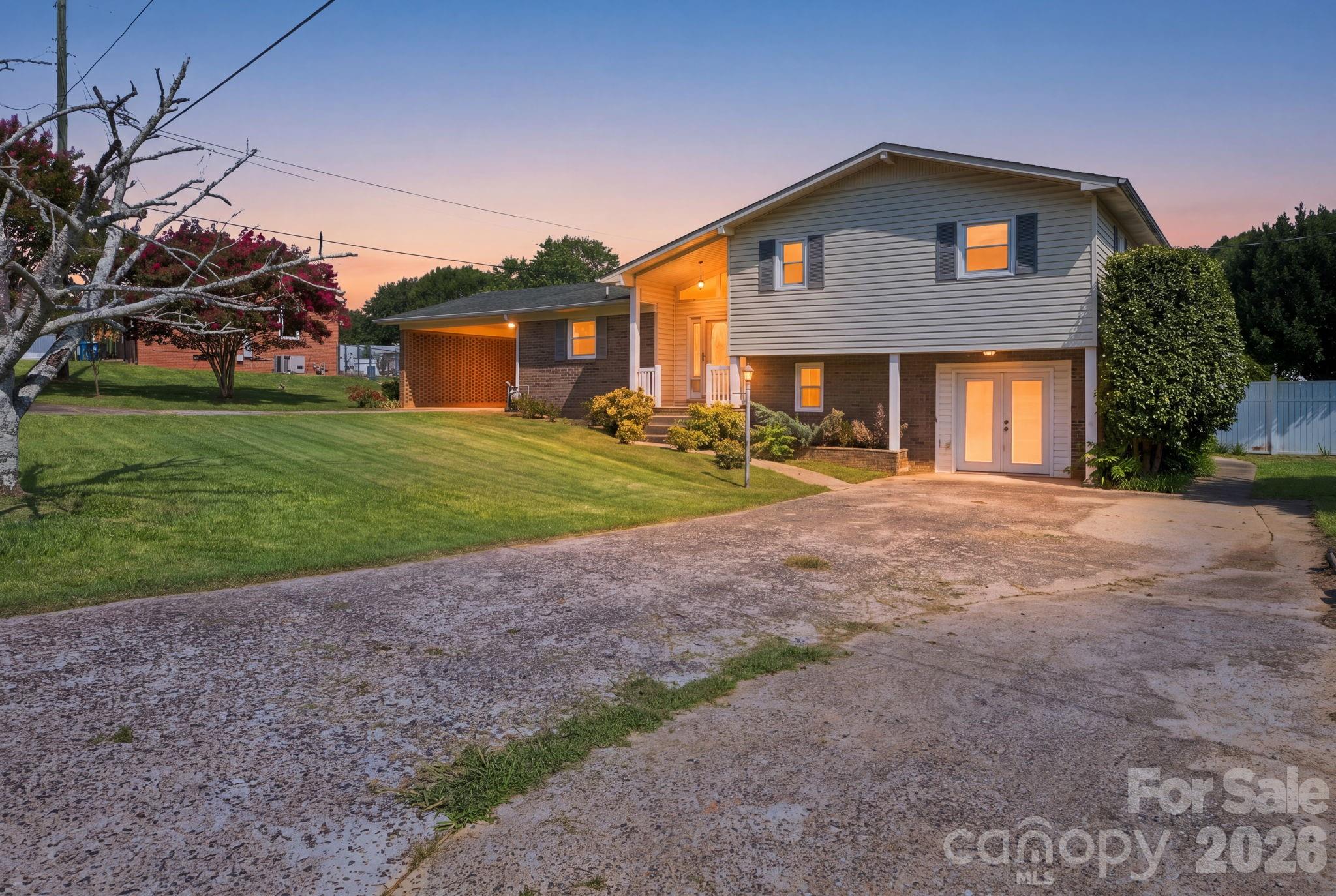 19 Pj Mcree Rd, Maiden, NC 28650