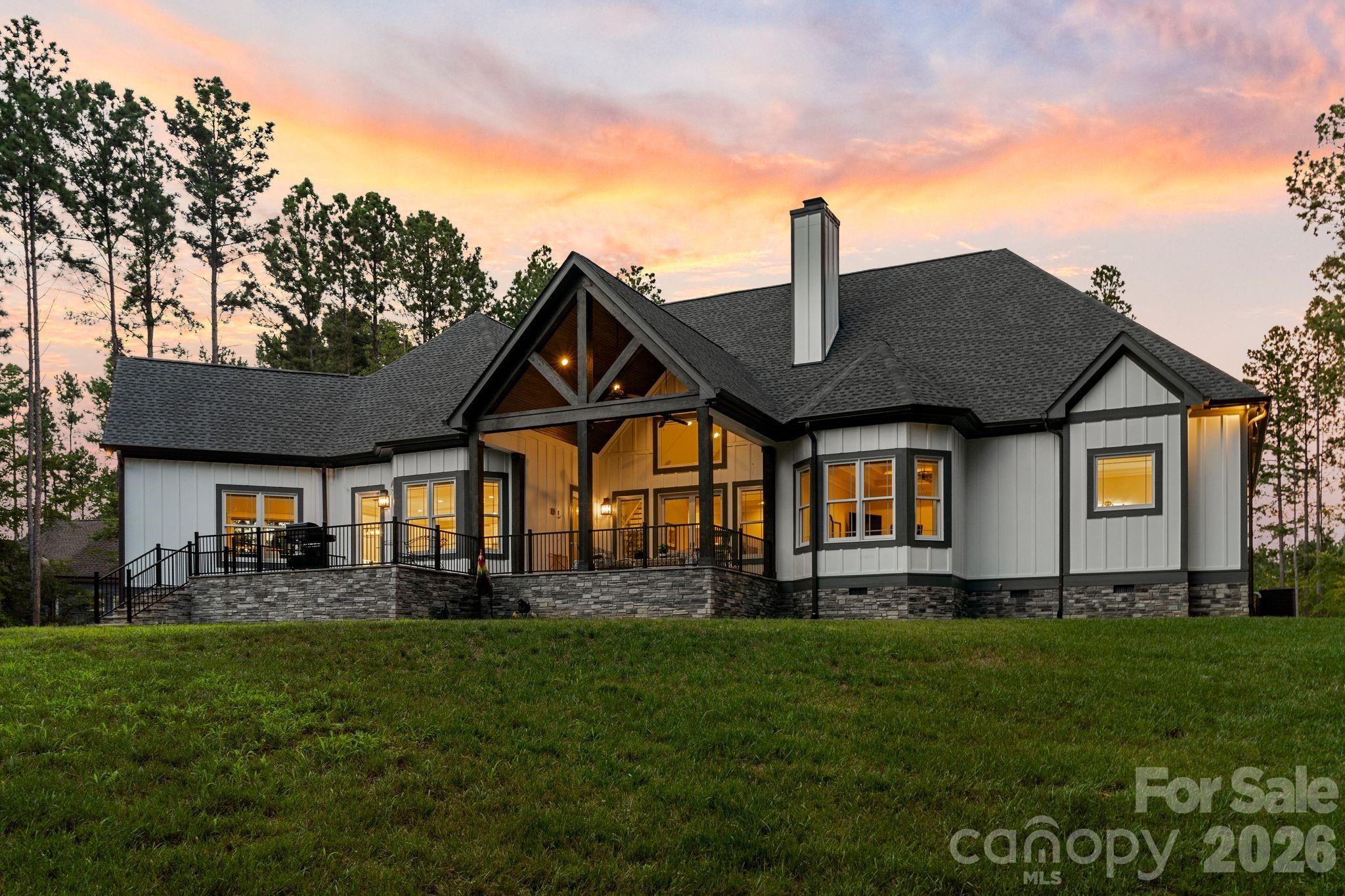 154 Emerald Creek Dr, Troutman, NC 28166