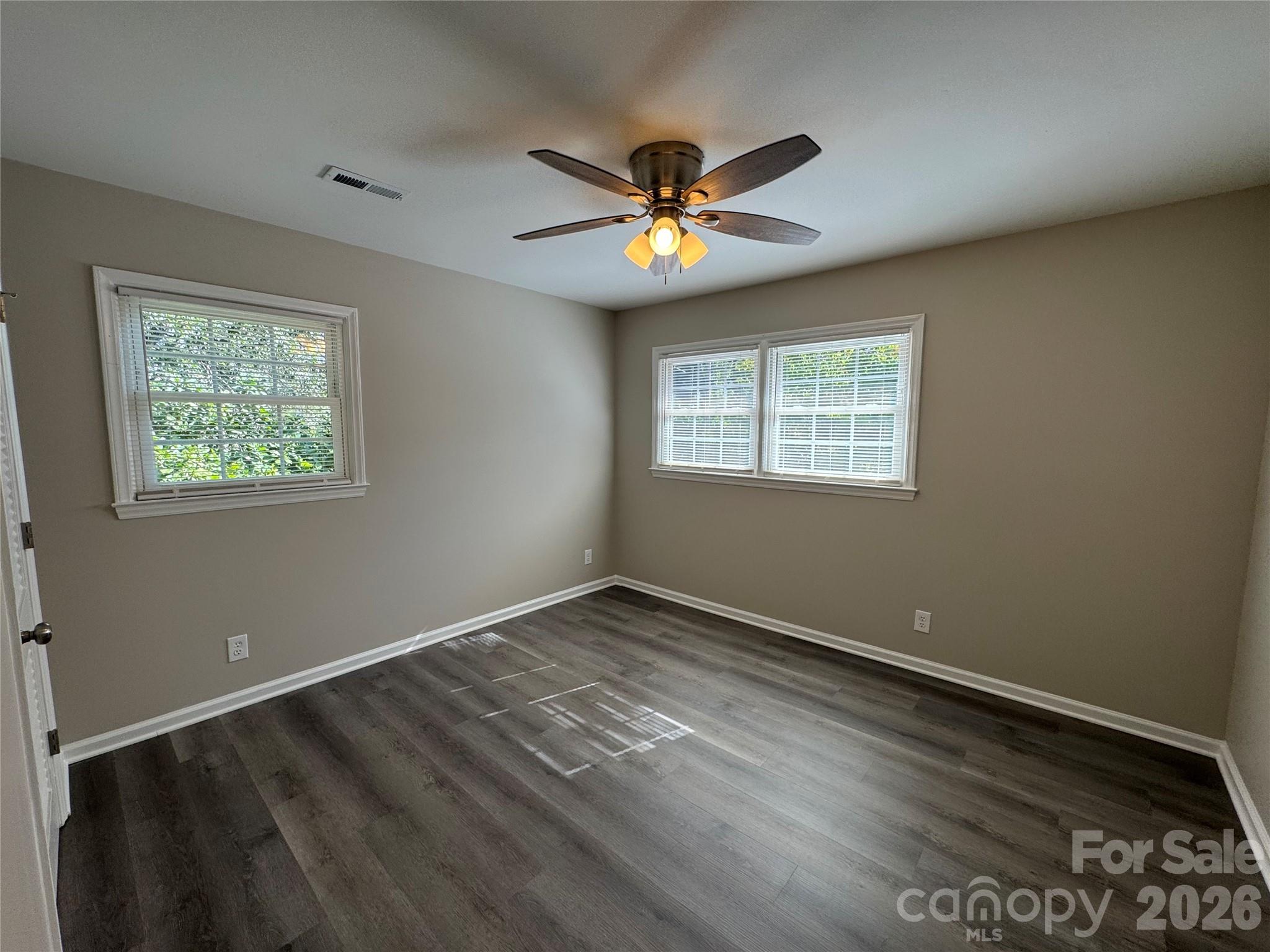 8509 Idlewild Rd, Charlotte, NC 28227