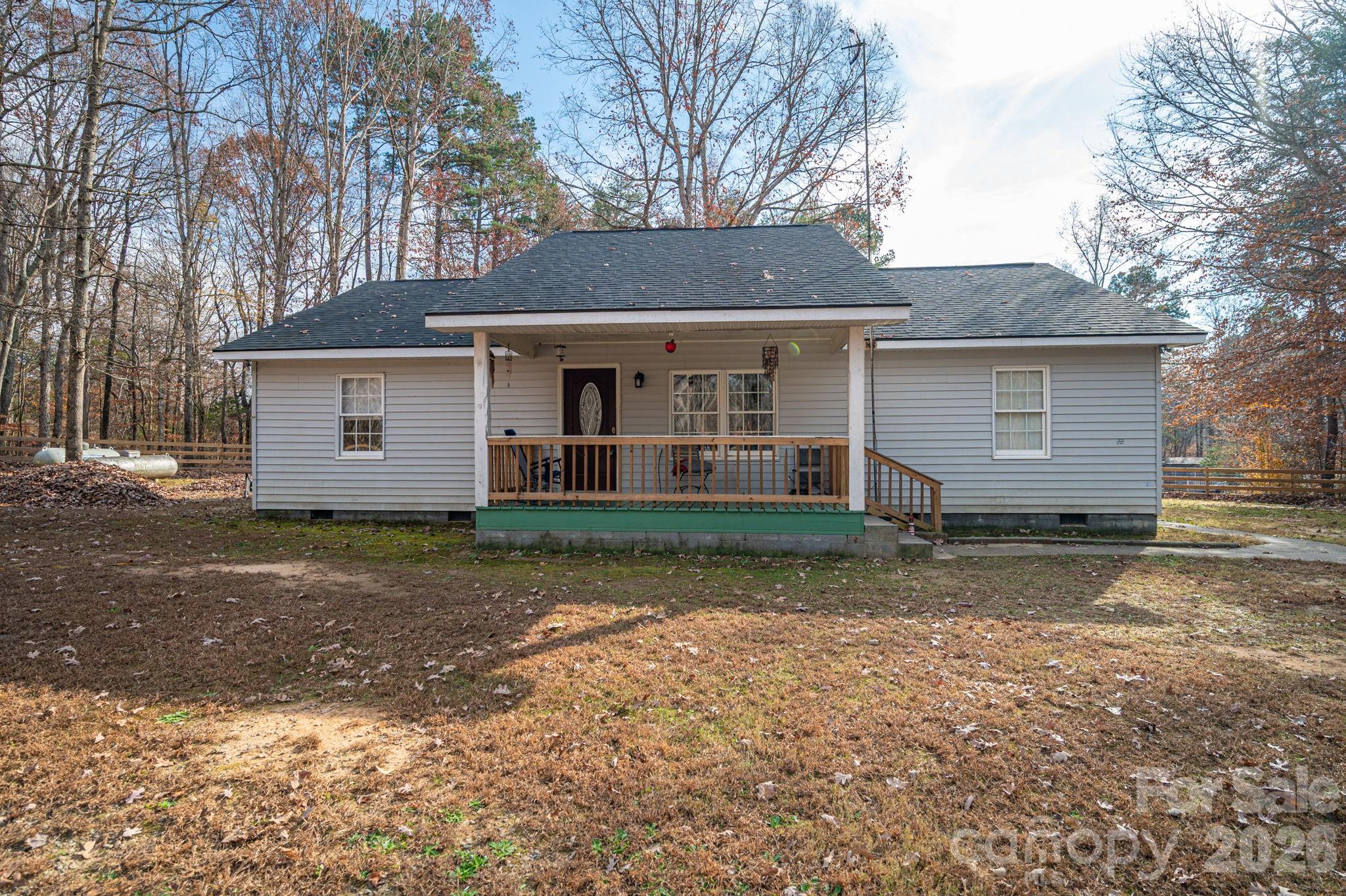 1011 Lester Trl, Iron Station, NC 28080