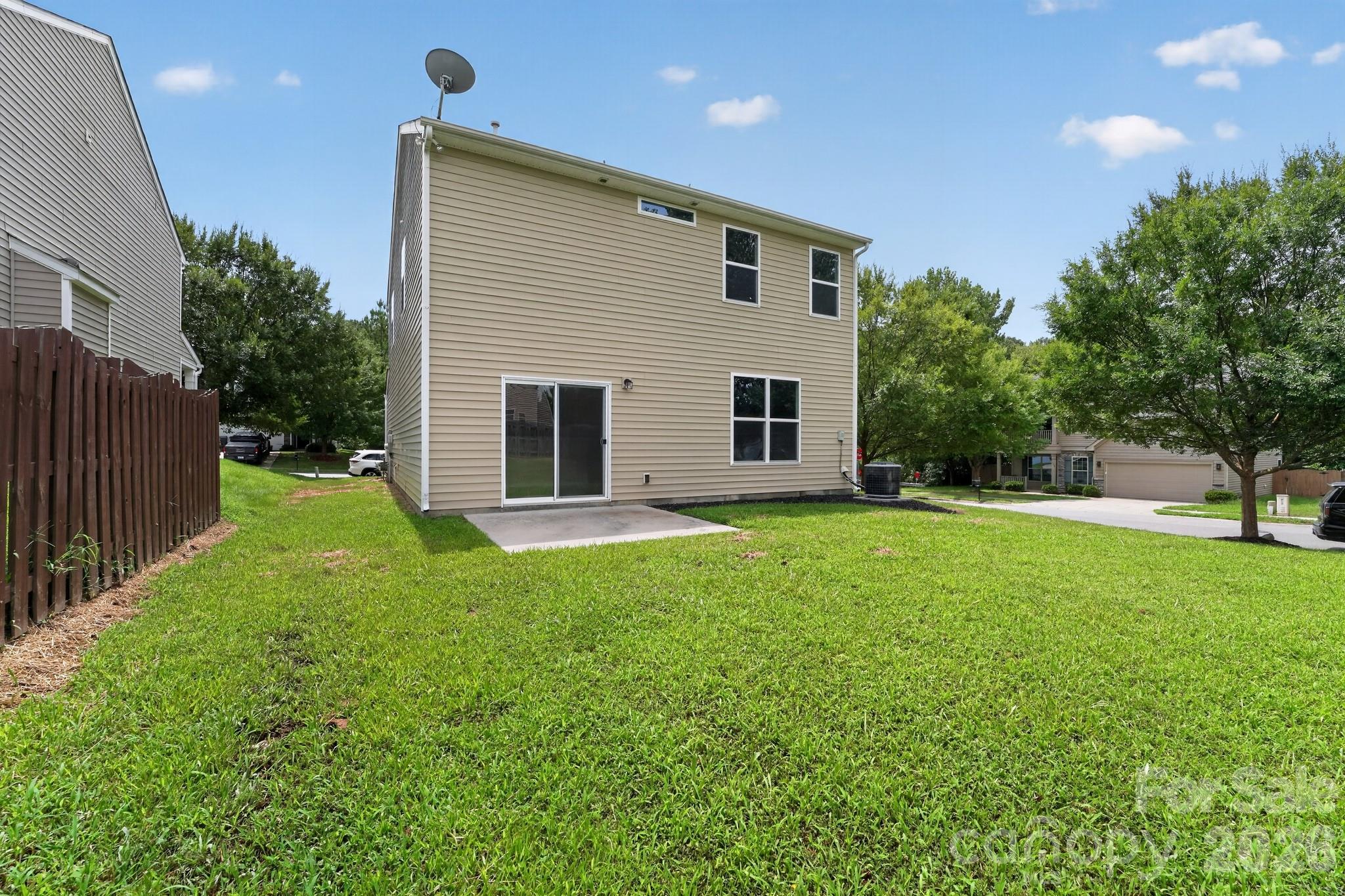 2003 Verde Creek Rd, Charlotte, NC 28214