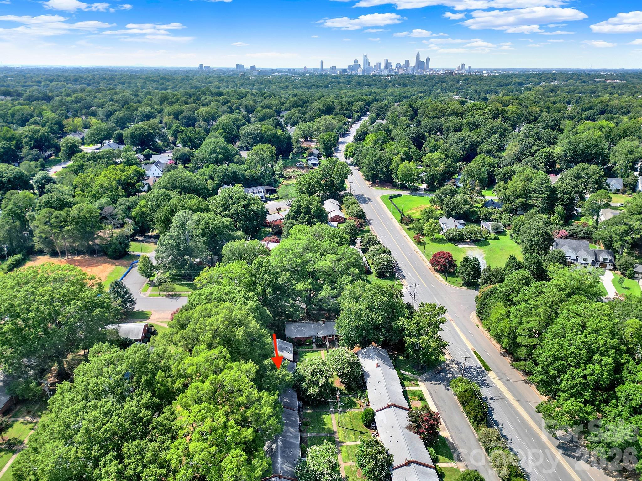 4511 Woodlark Ln, Charlotte, NC 28211