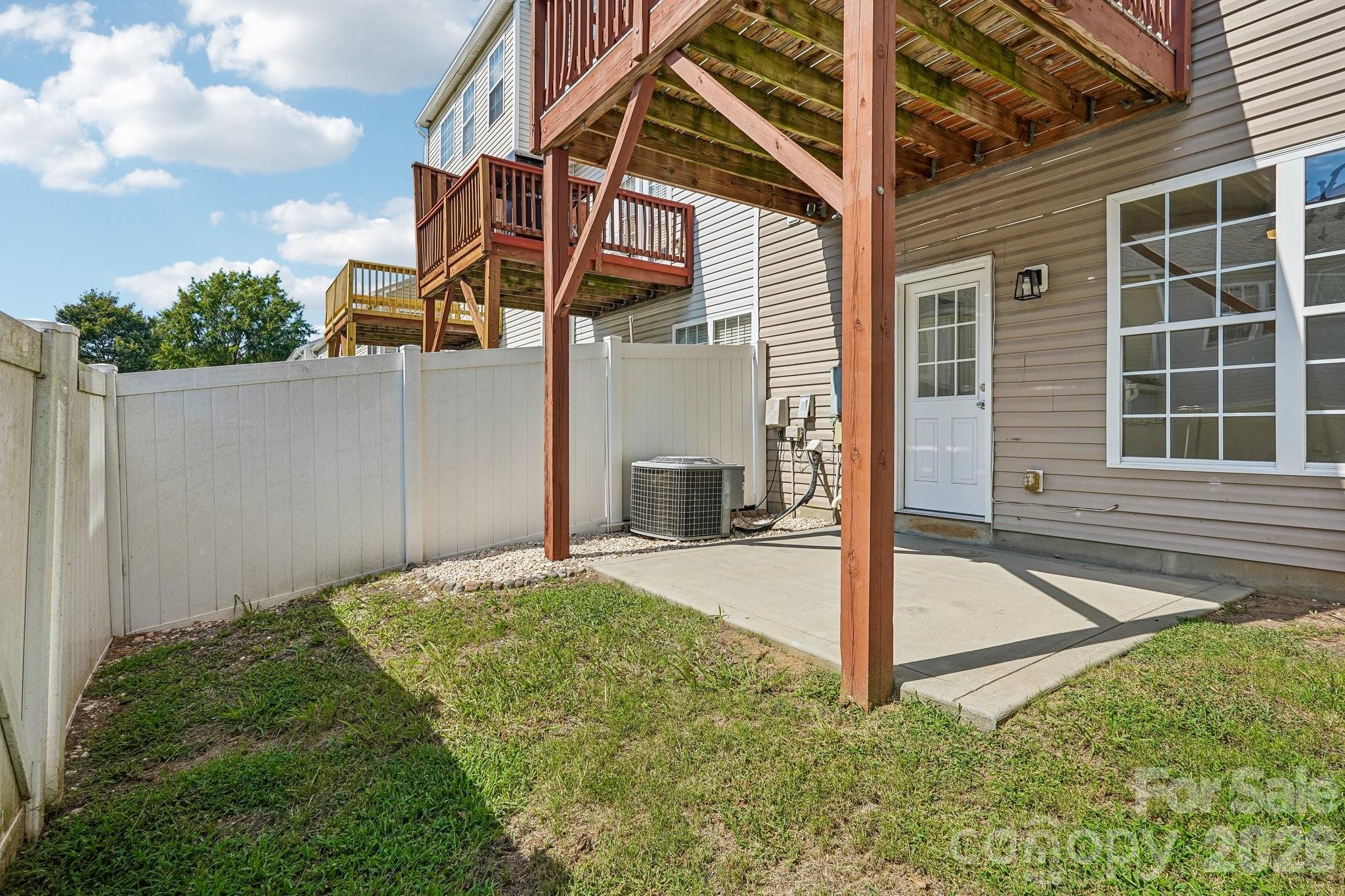 13211 Calloway Glen Dr, Charlotte, NC 28273