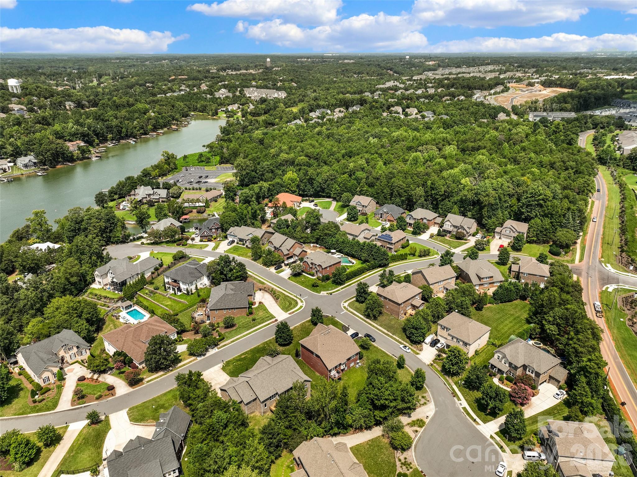2604 Mchanna Point, Tega Cay, SC 29708