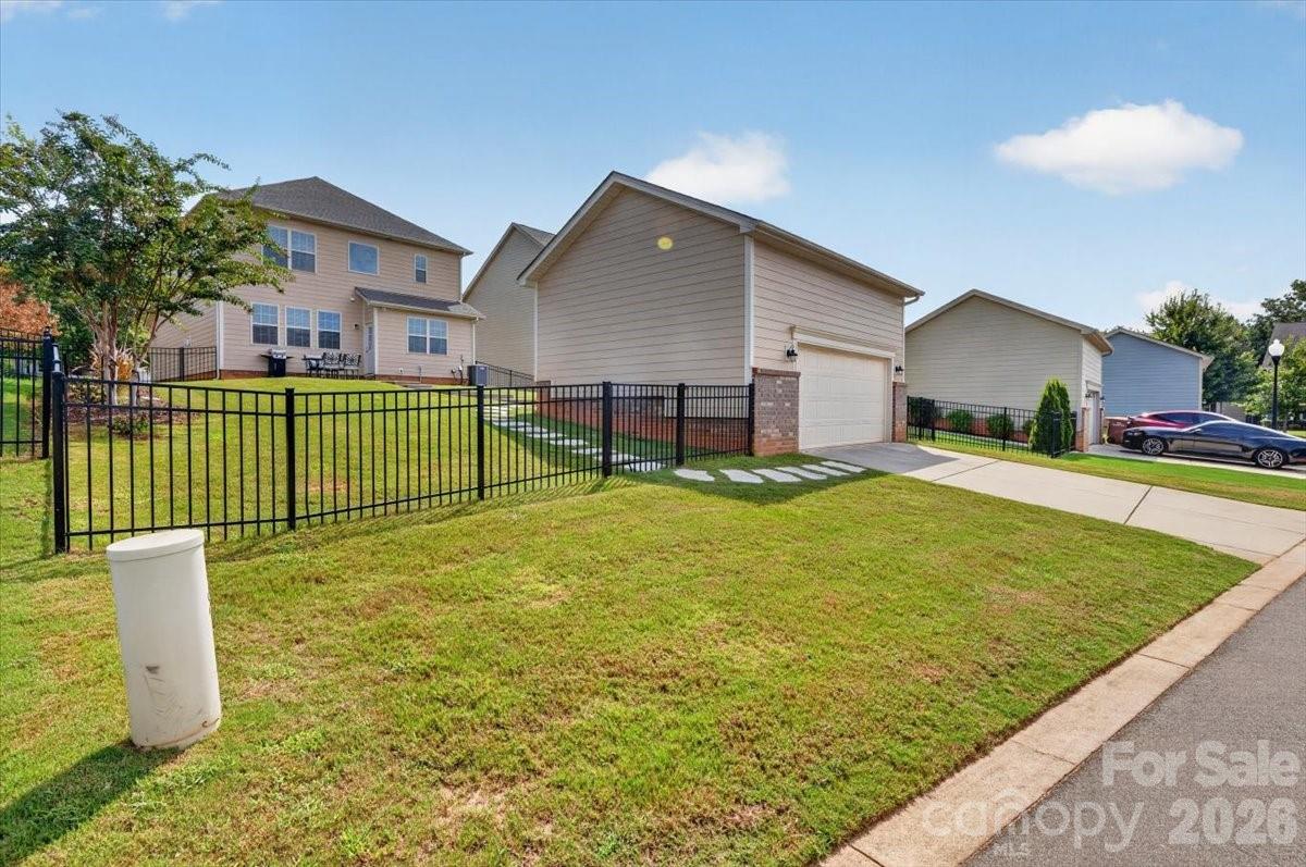 1052 Delridge St #985, Waxhaw, NC 28173