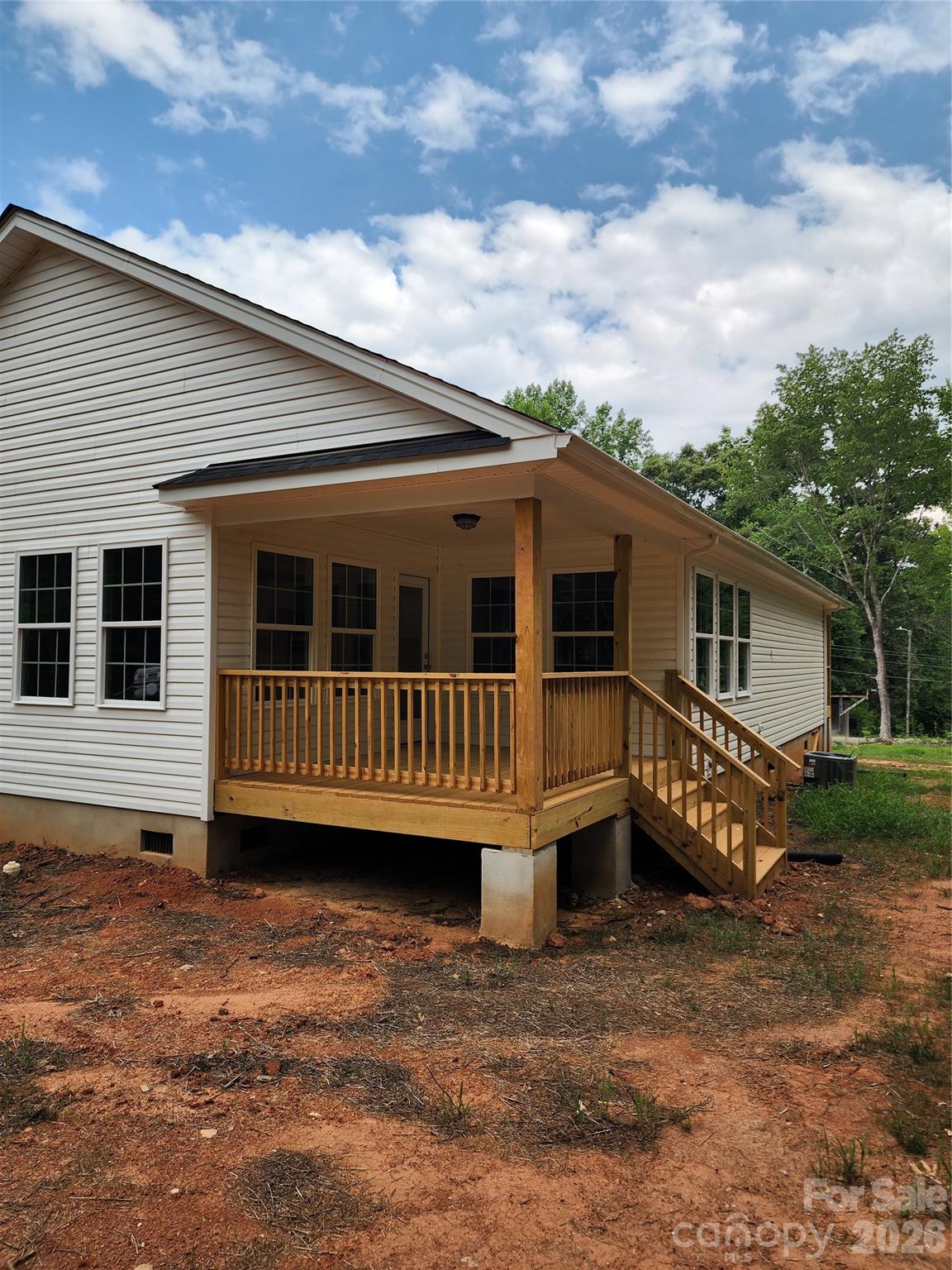 5900 Flamingo Dr #4, Conover, NC 28613