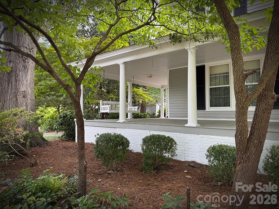 842 N Aspen St, Lincolnton, NC 28092