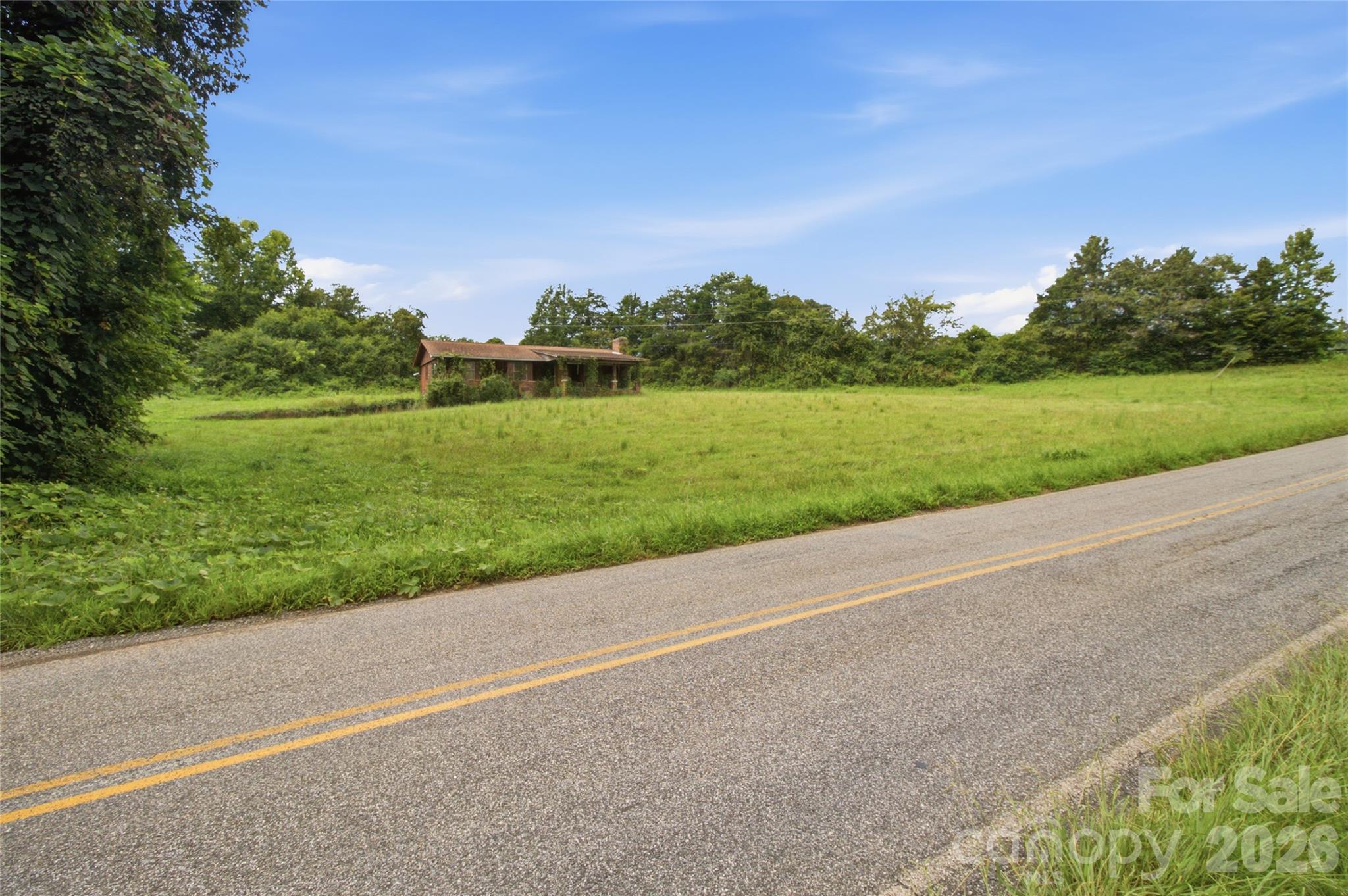 643 Alf Hoover Rd, Lincolnton, NC 28092