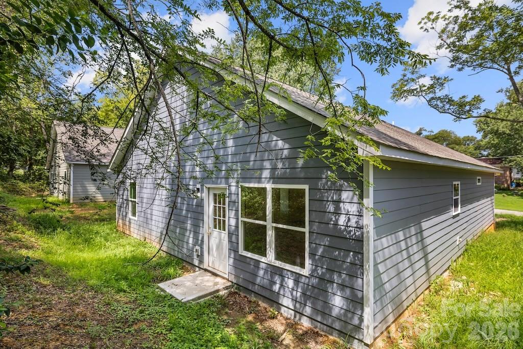 505 E Dunlap St, Lancaster, SC 29720