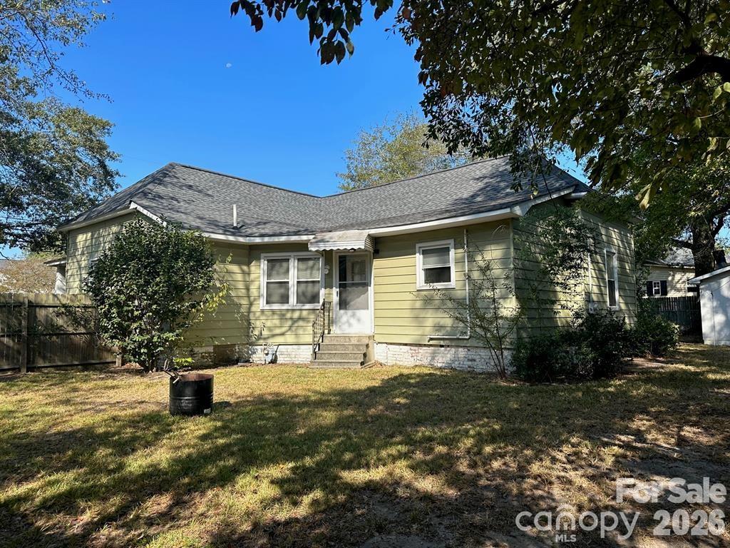 102 N Minor St, Kershaw, SC 29067