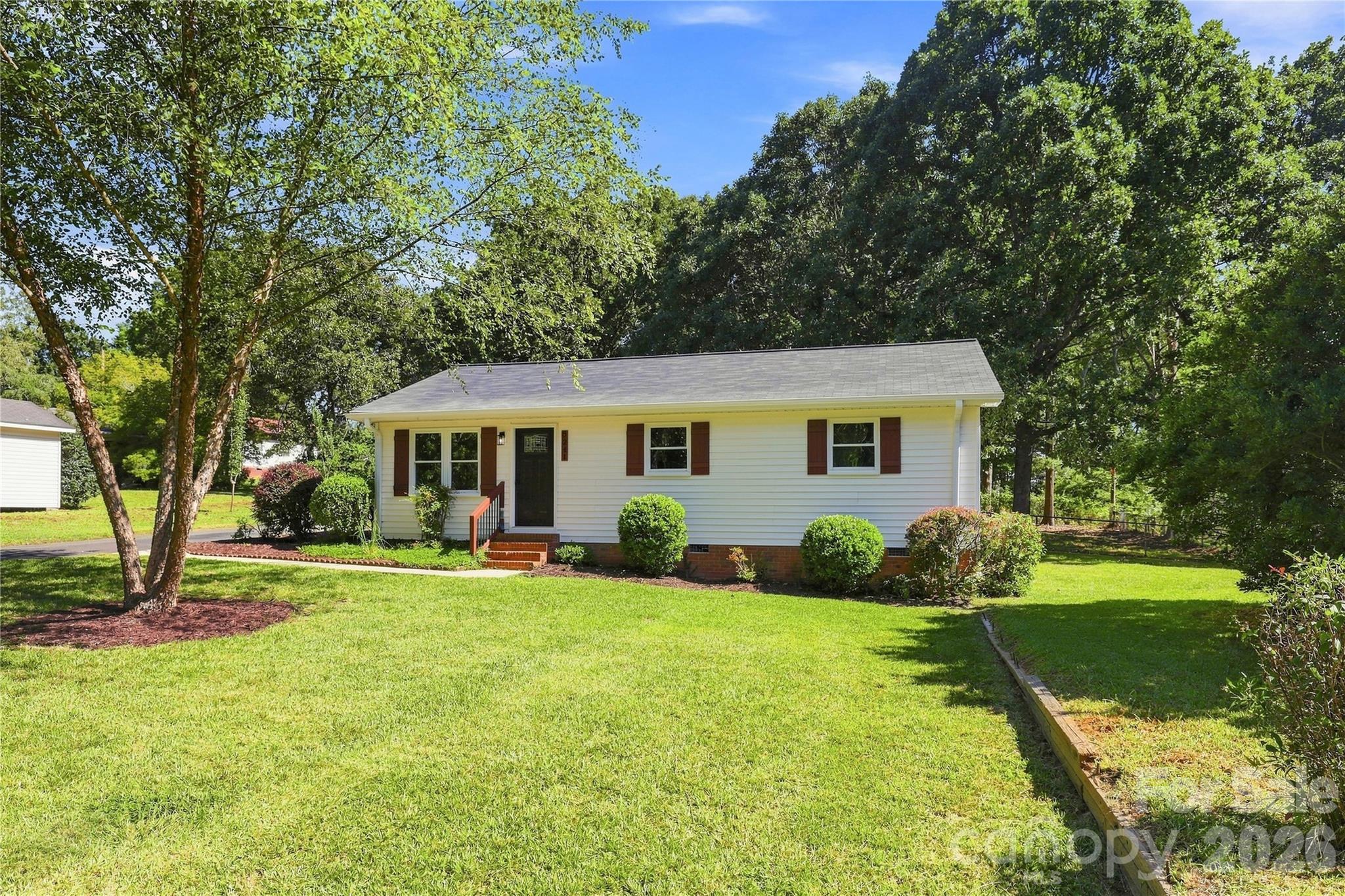 5241 Short Cut Ln, Indian Trail, NC 28079