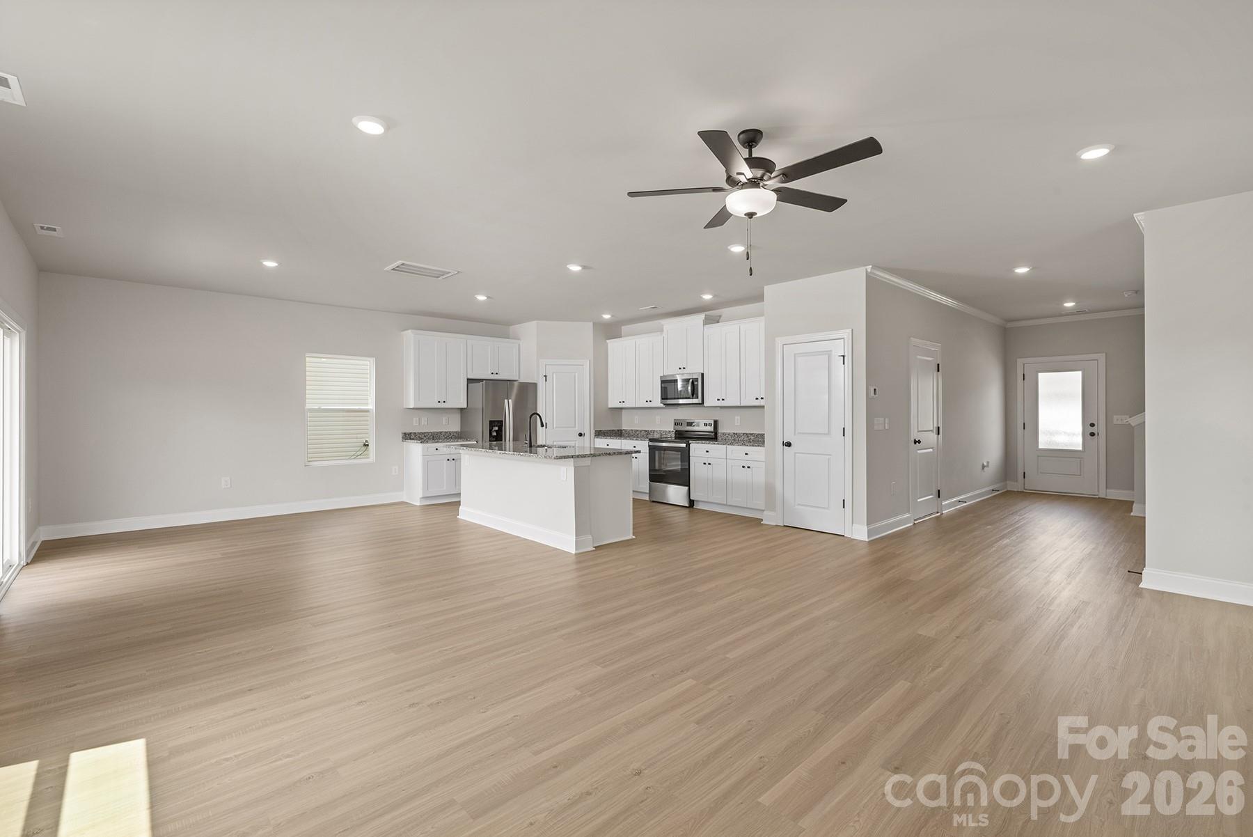 3635 Clover Valley Dr, Gastonia, NC 28052