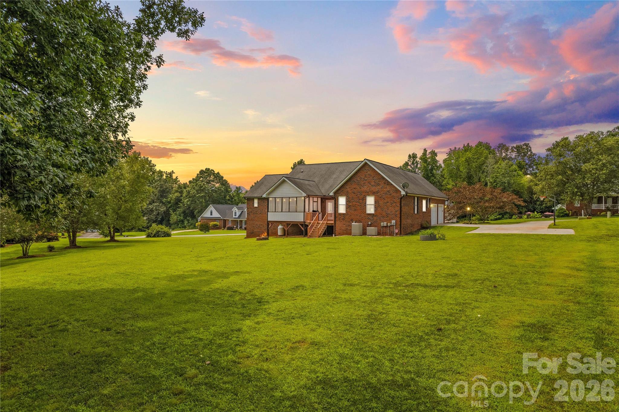 209 Seven Springs Loop, Statesville, NC 28625