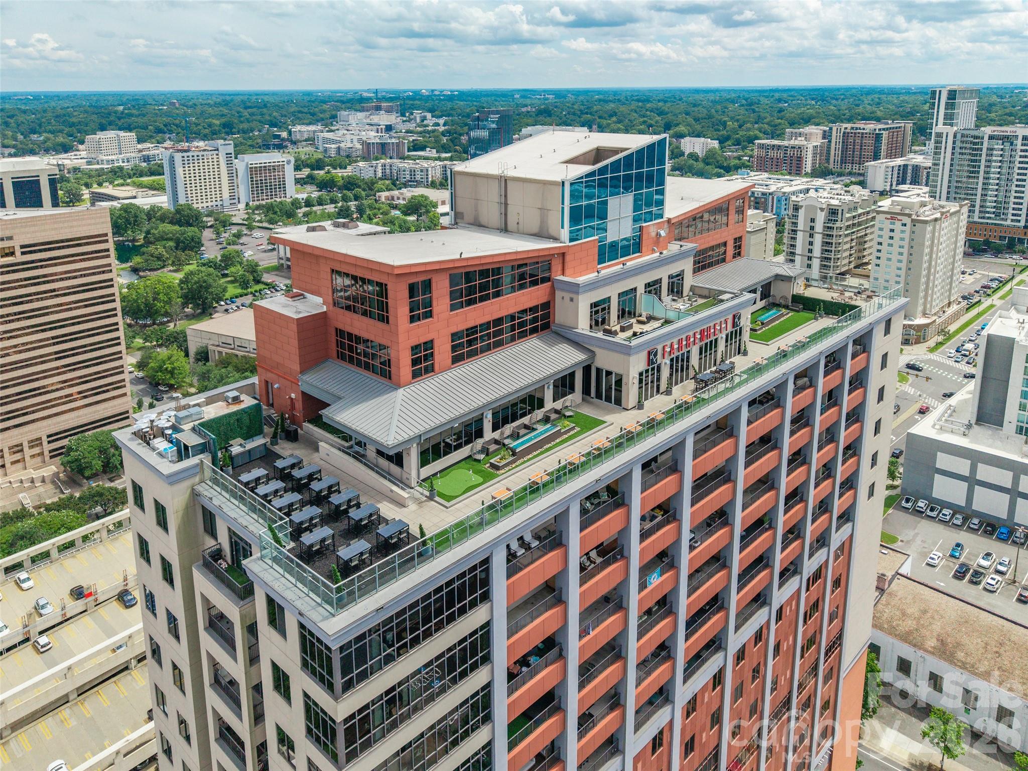 222 S Caldwell St #1607, Charlotte, NC 28202