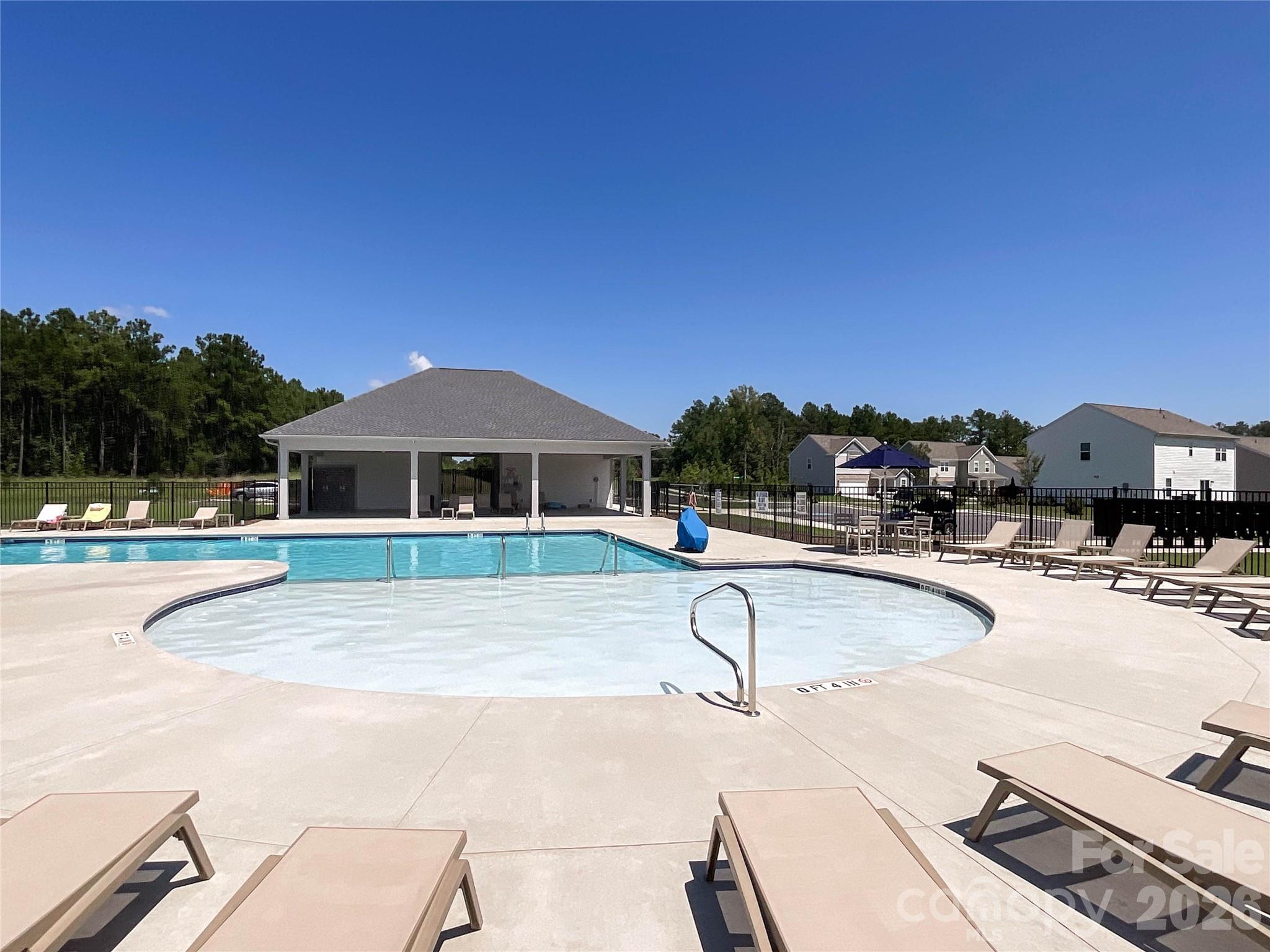 1177 Blackburn Cir, Edgemoor, SC 29714