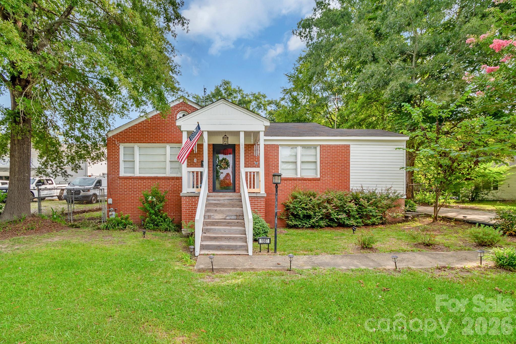 1587 Flat Creek Rd, Lancaster, SC 29720
