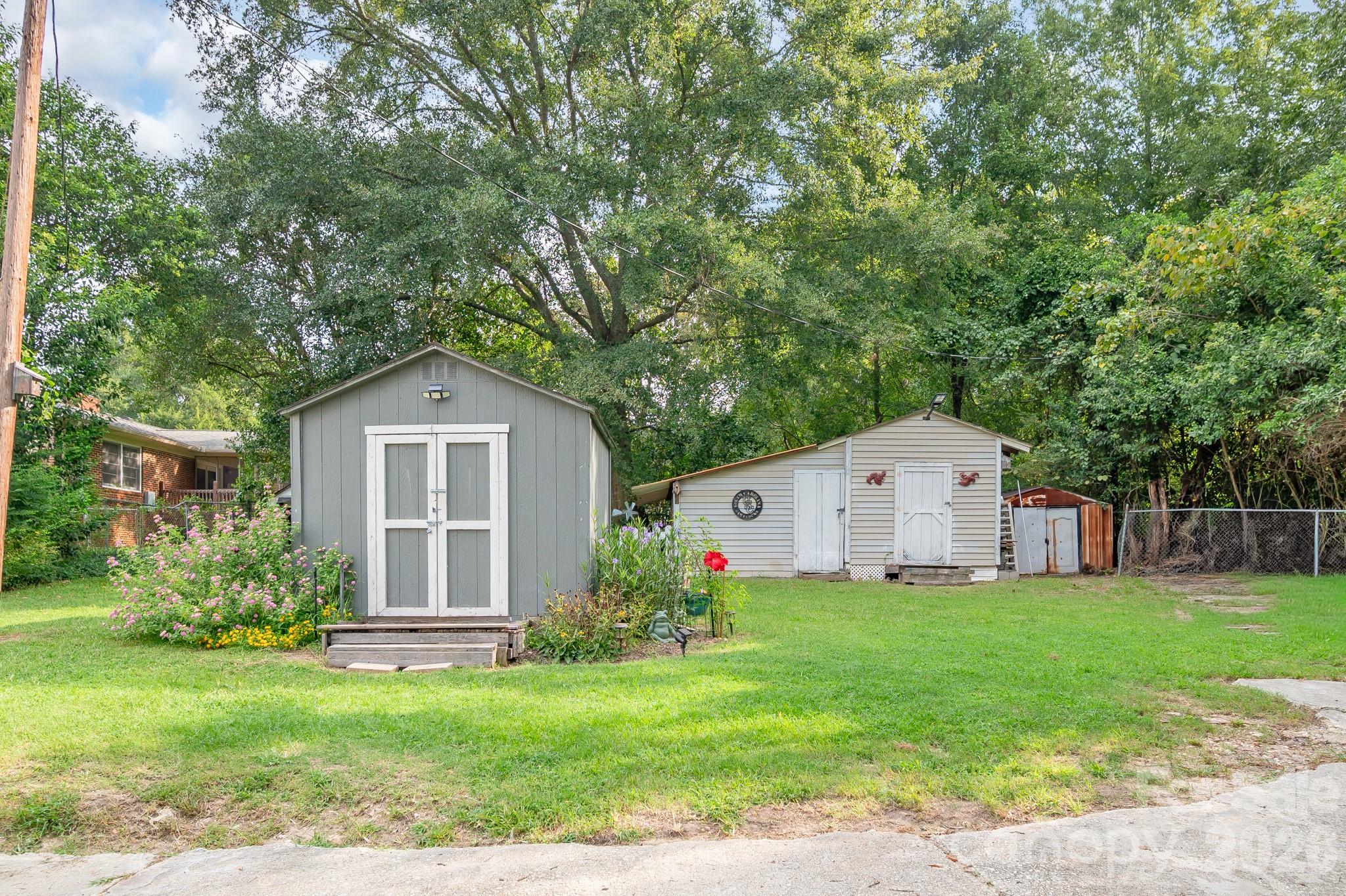 1587 Flat Creek Rd, Lancaster, SC 29720