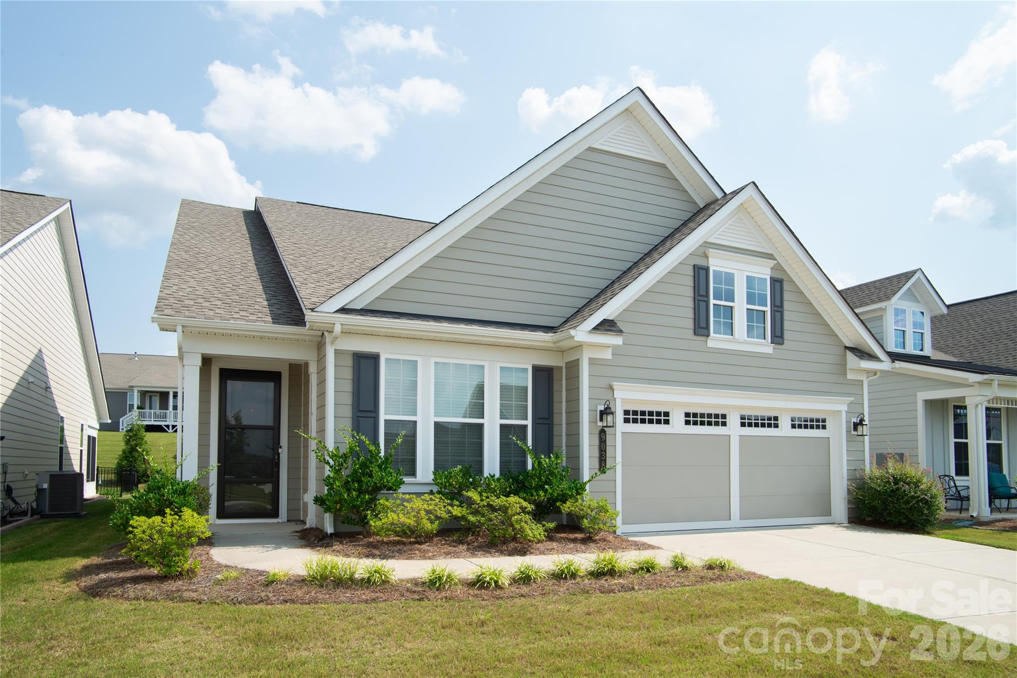 9038 Daring Ct, Charlotte, NC 28215